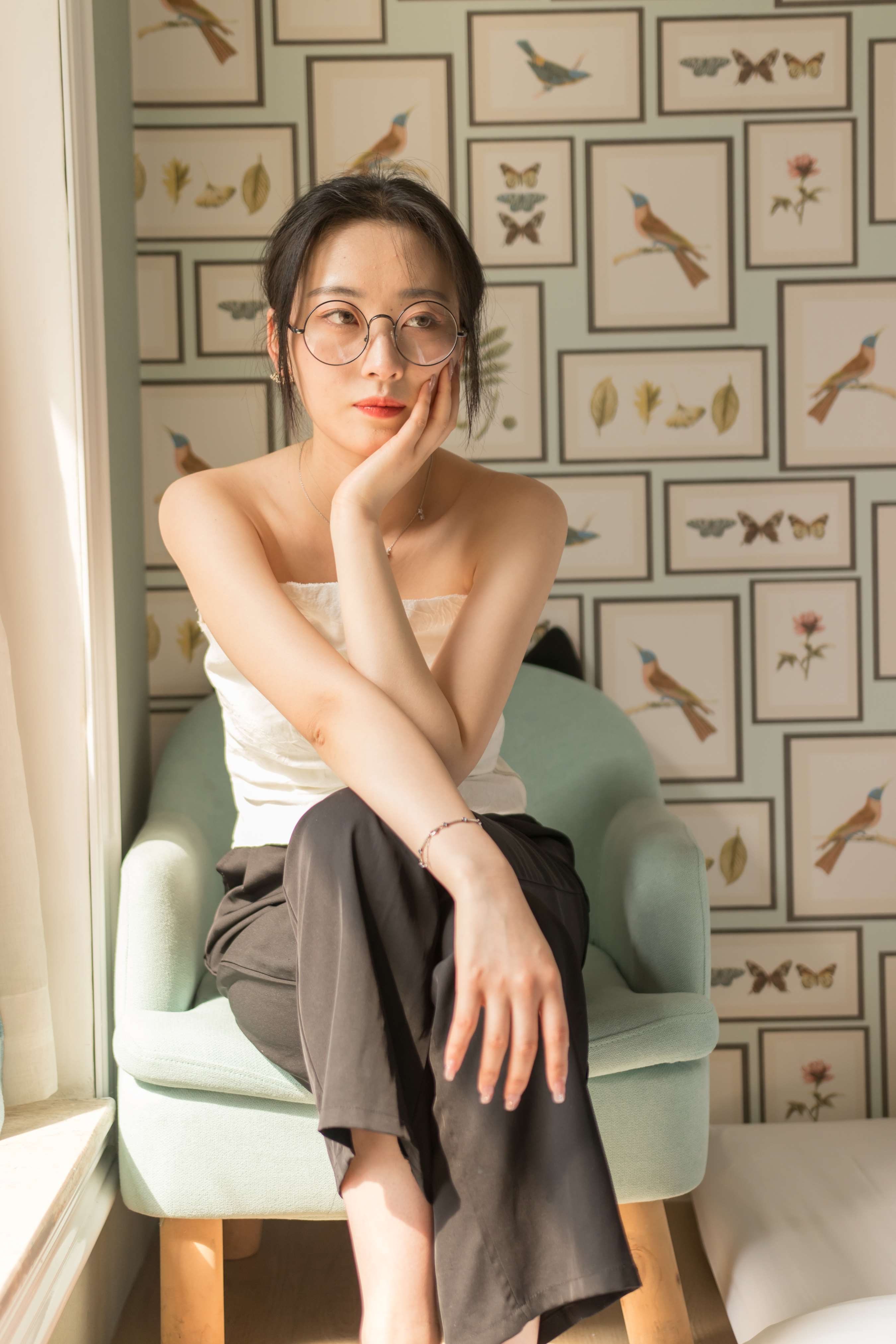 《眼镜学姐》作品图