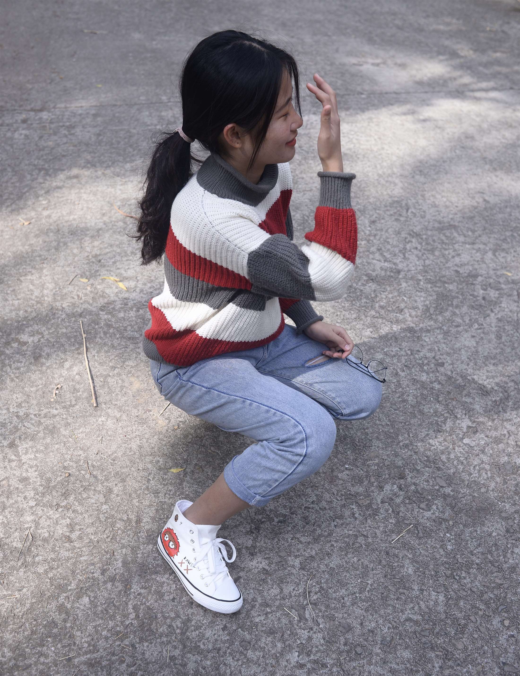 《高帮帆布鞋の船袜脚【附送视频1个】》作品图