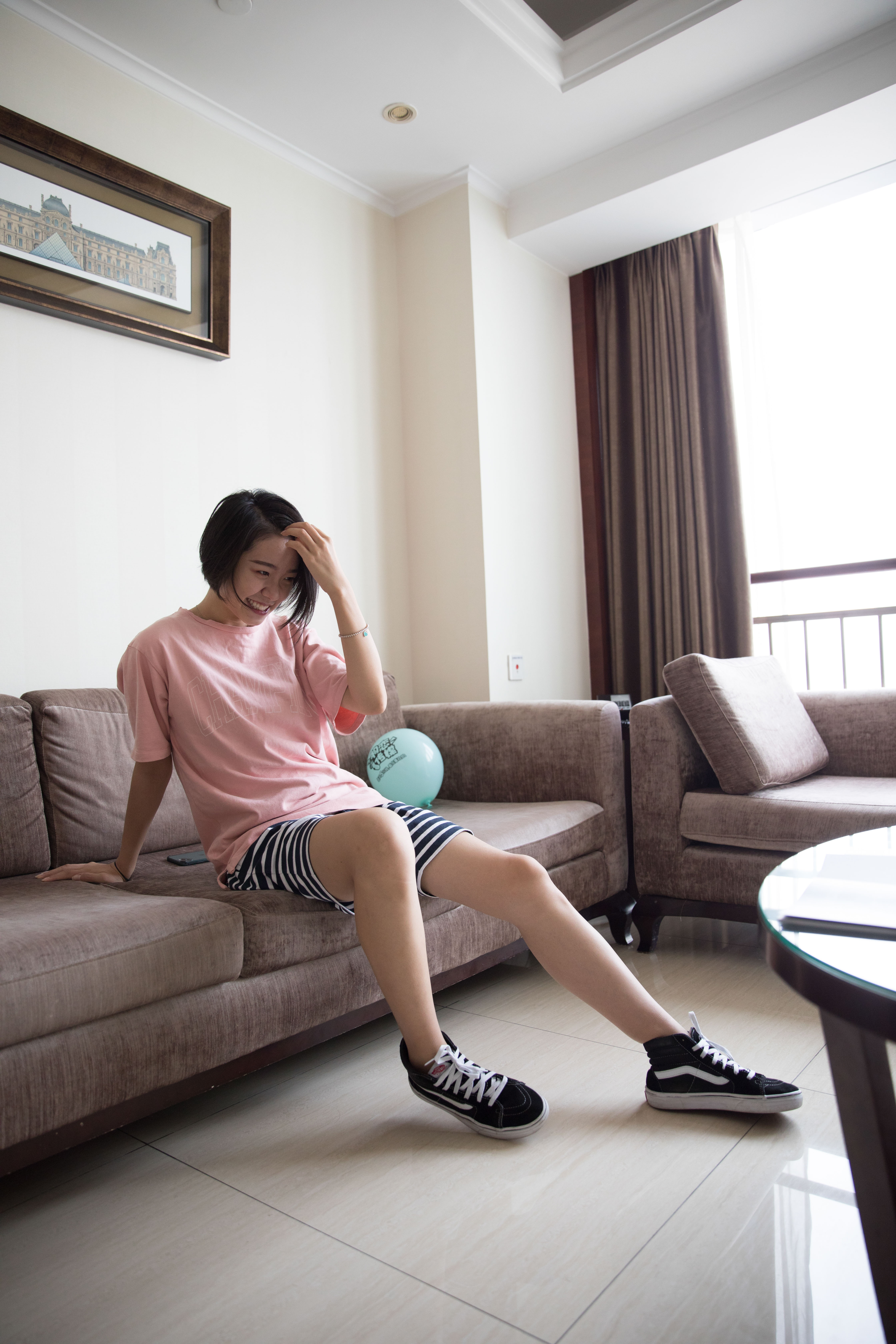 《爱笑的小女生+视频一部》作品图