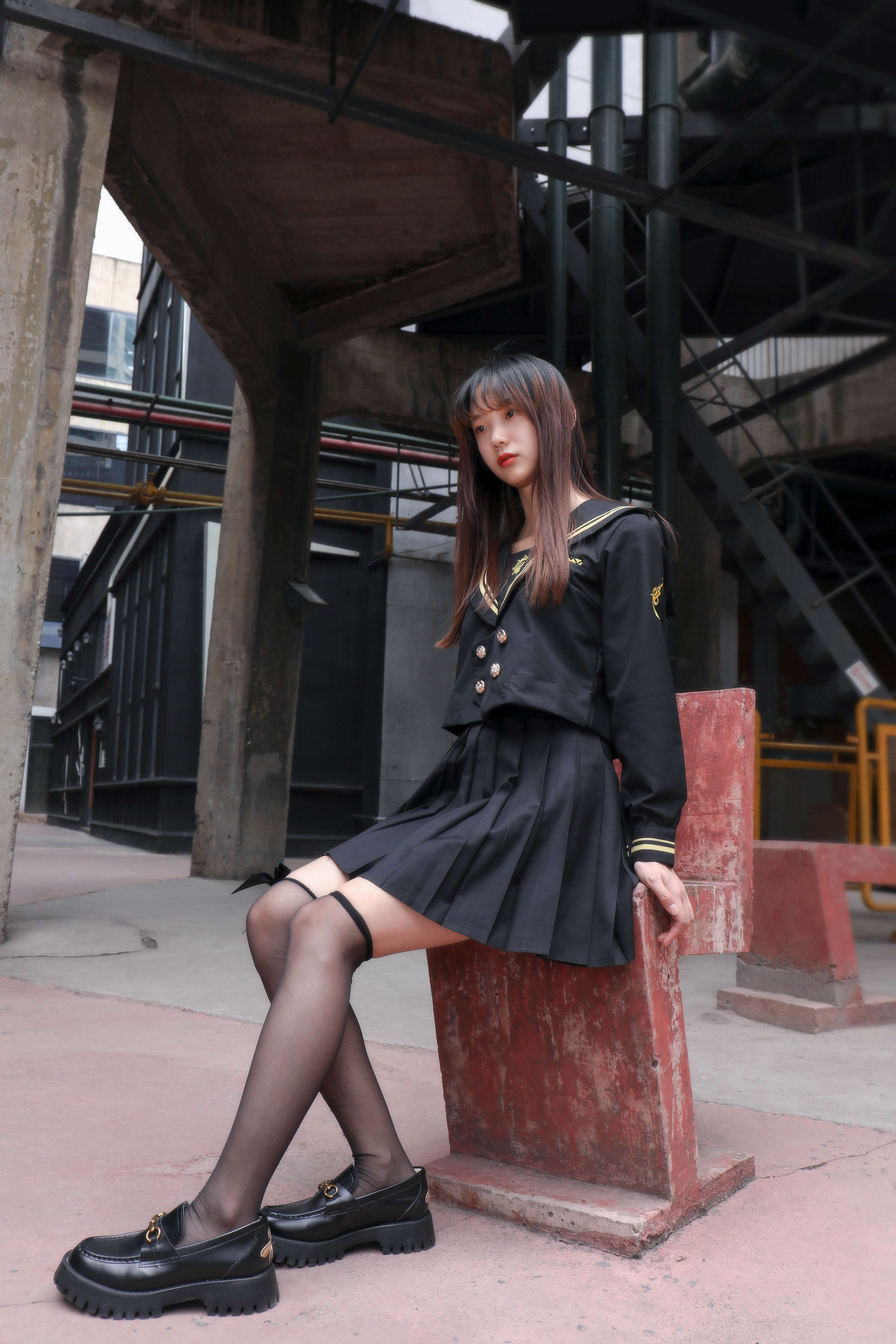 《开洞丝袜の脱袜全过程》作品图