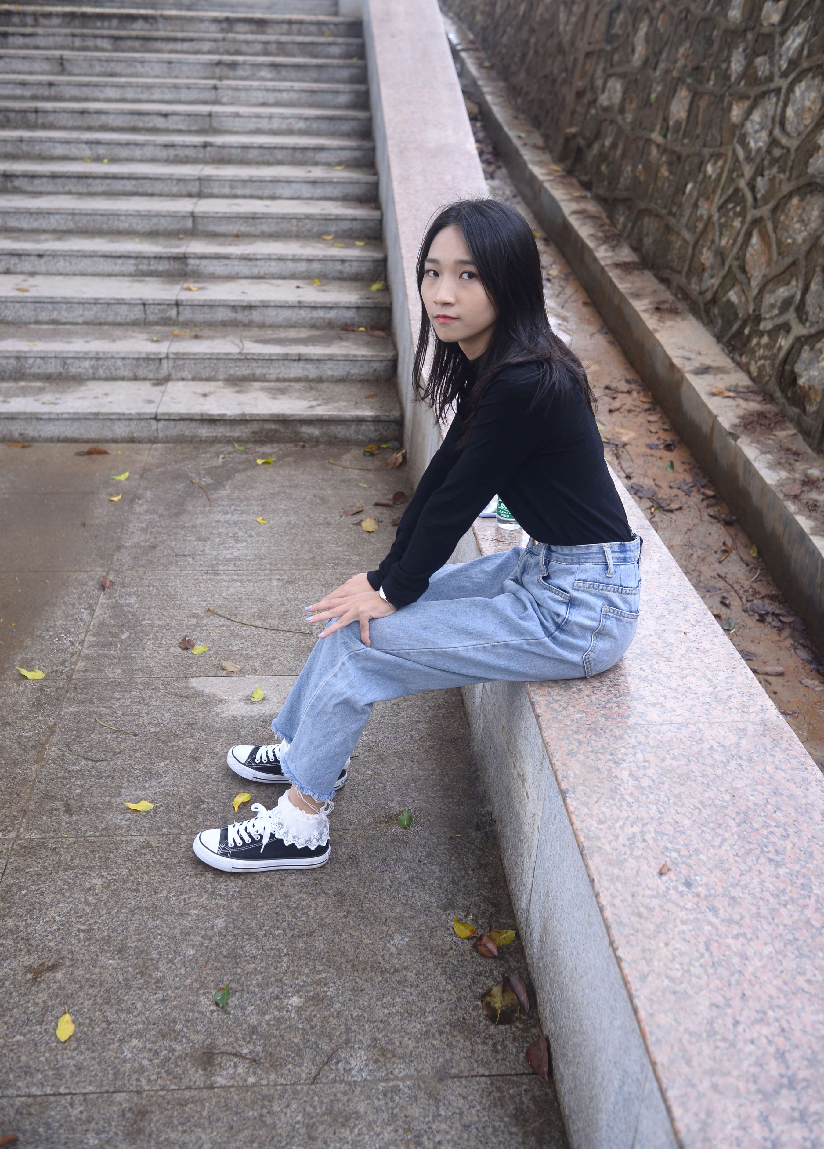 《绵绵 这是春天呢，这是发呆的季节》作品图