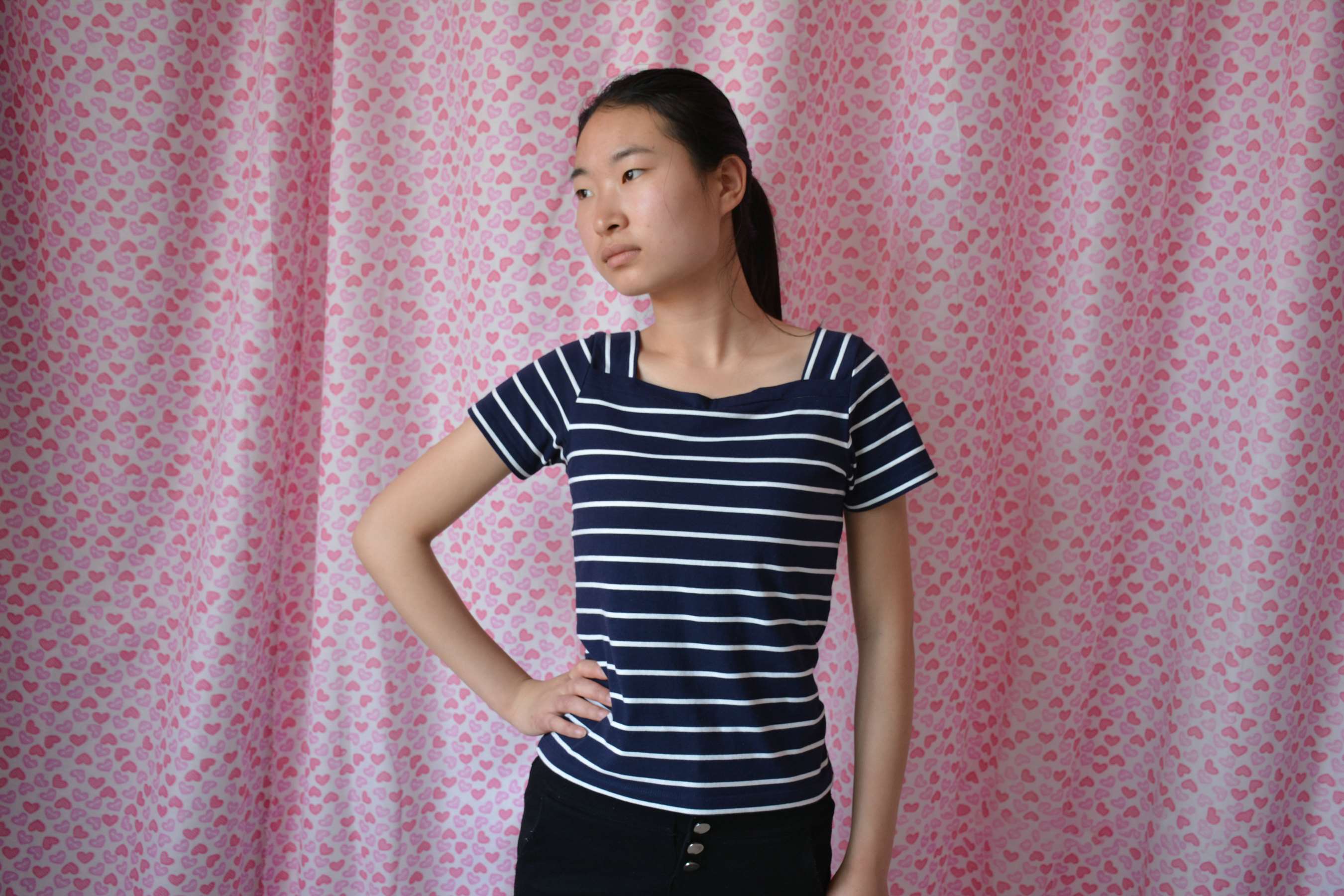 《吴静棉袜の嫩足》作品图