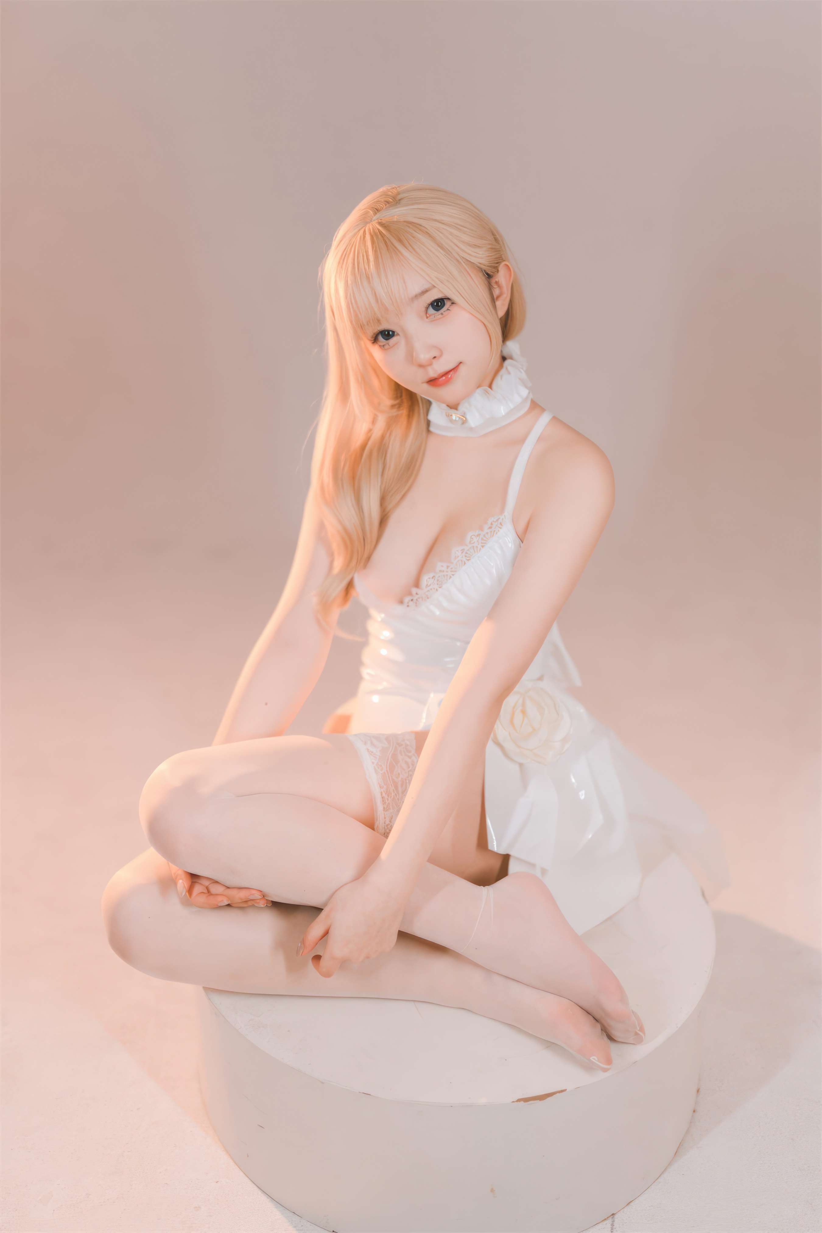 《花铃-纯白小花嫁》作品图