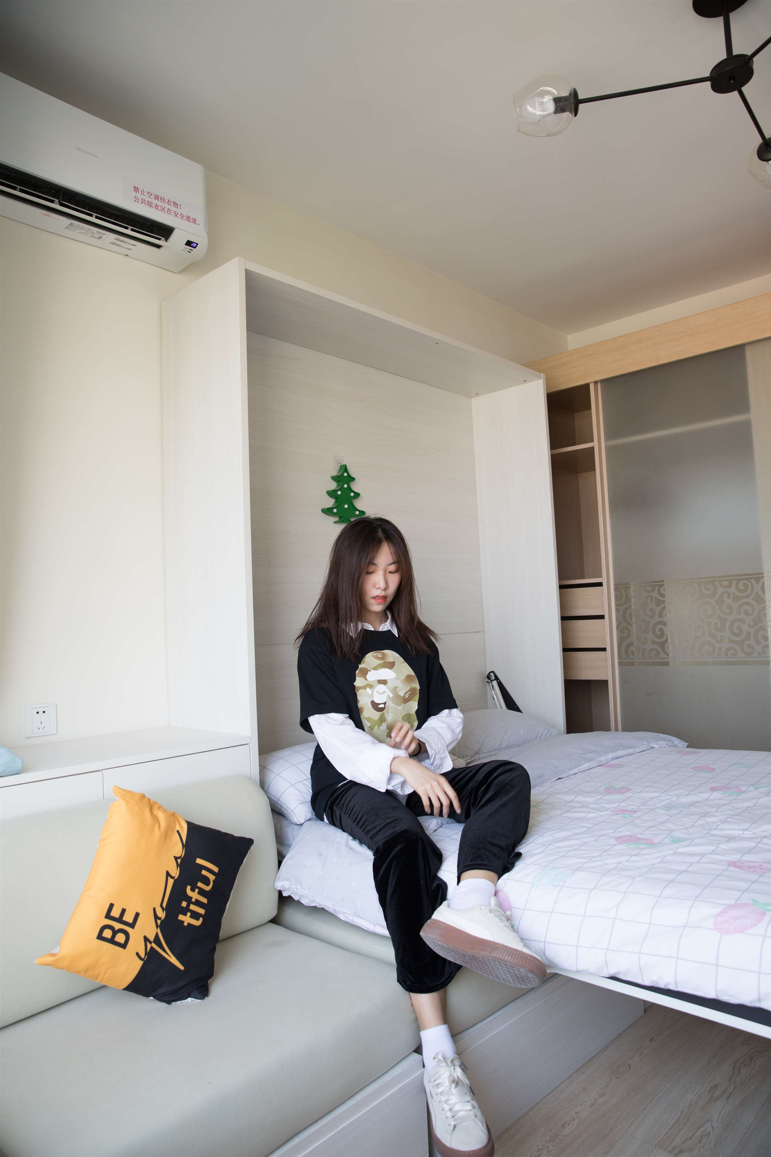 《休闲装の白棉袜脚+花絮1个网盘下载》作品图