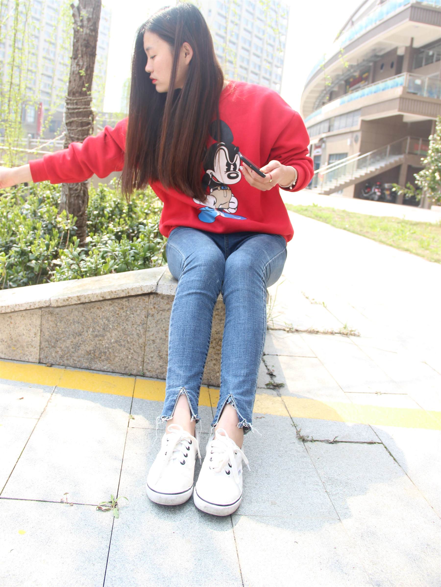 《小姐姐帆布鞋の船袜脚丫》作品图