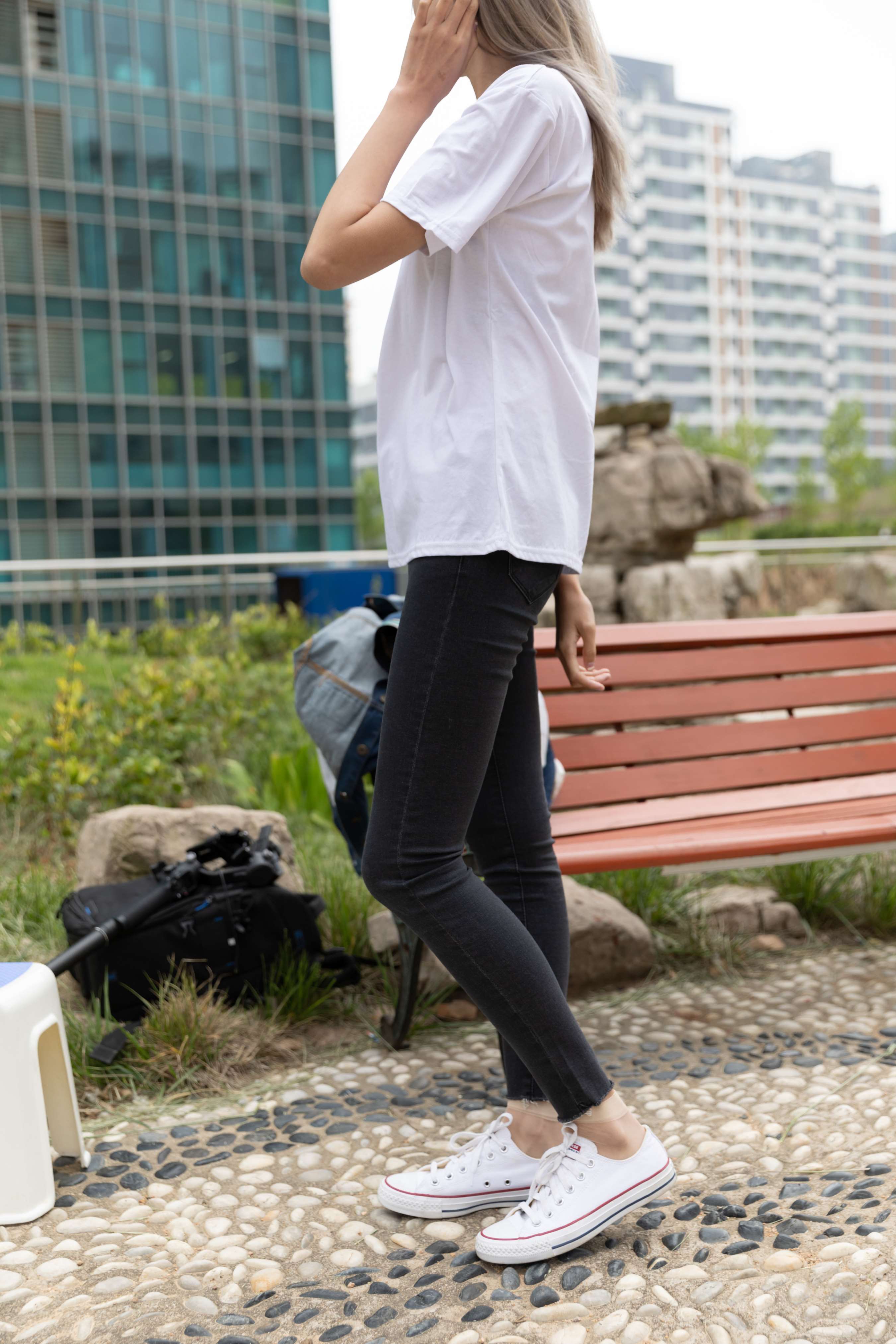 《小鹿小姐姐 眠花温酒》作品图