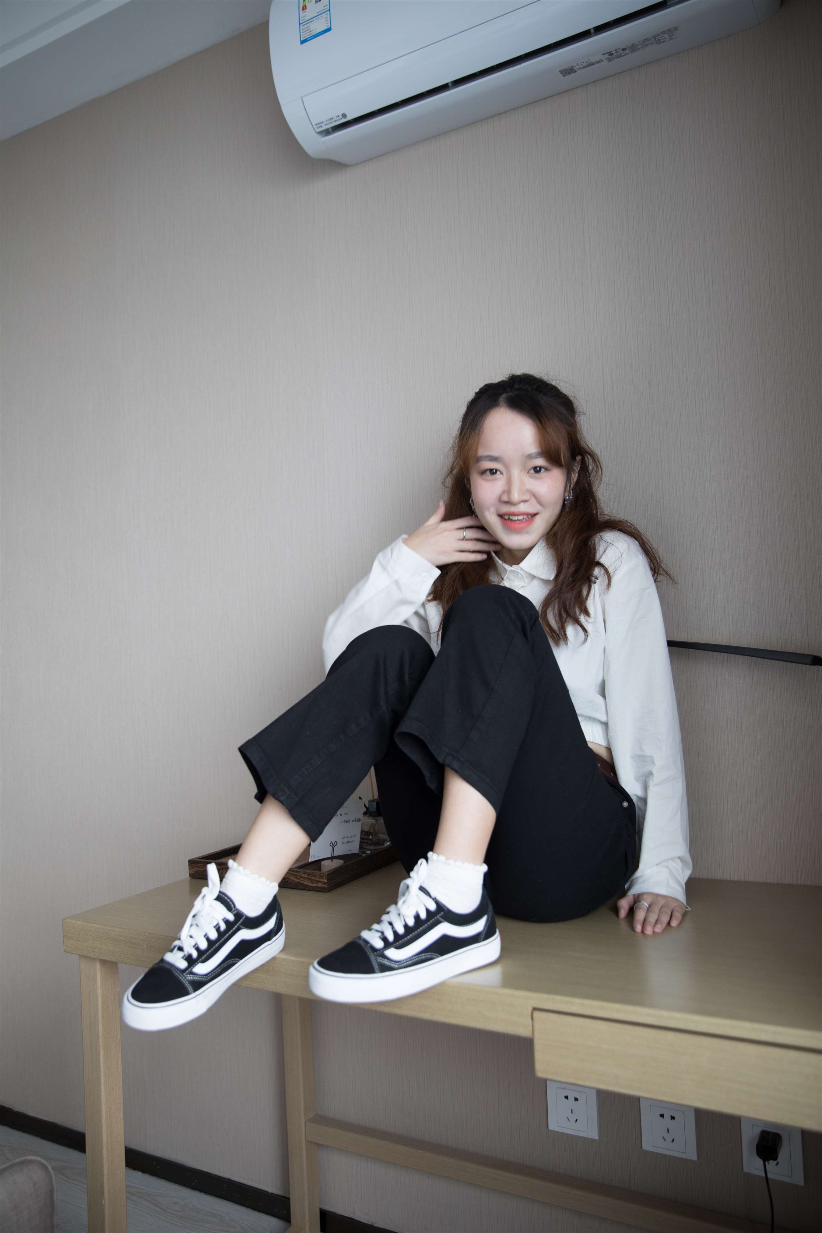 《衬衣少女二套袜子【套图+视频1个】》作品图