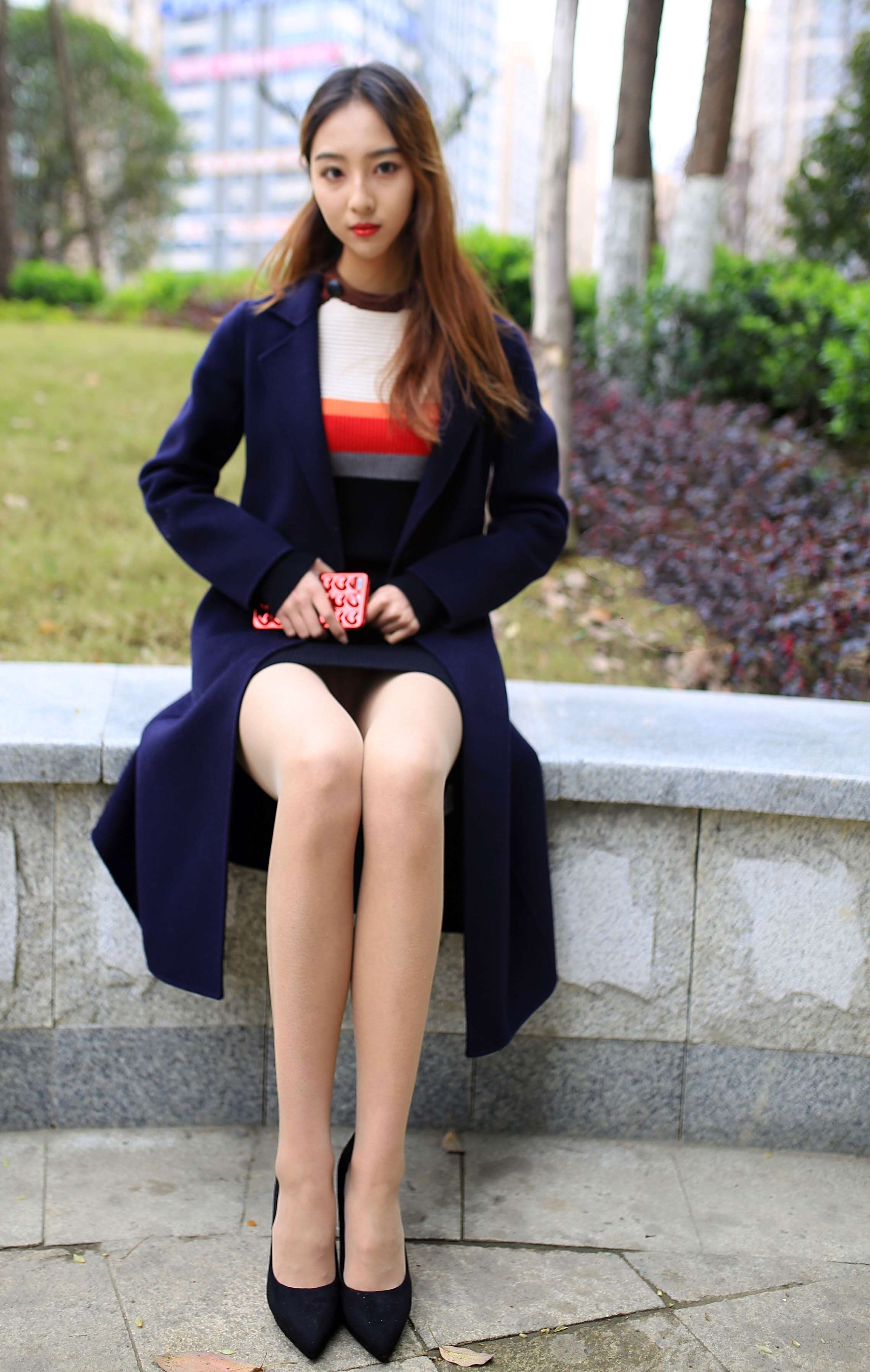 《高跟丝足》作品图