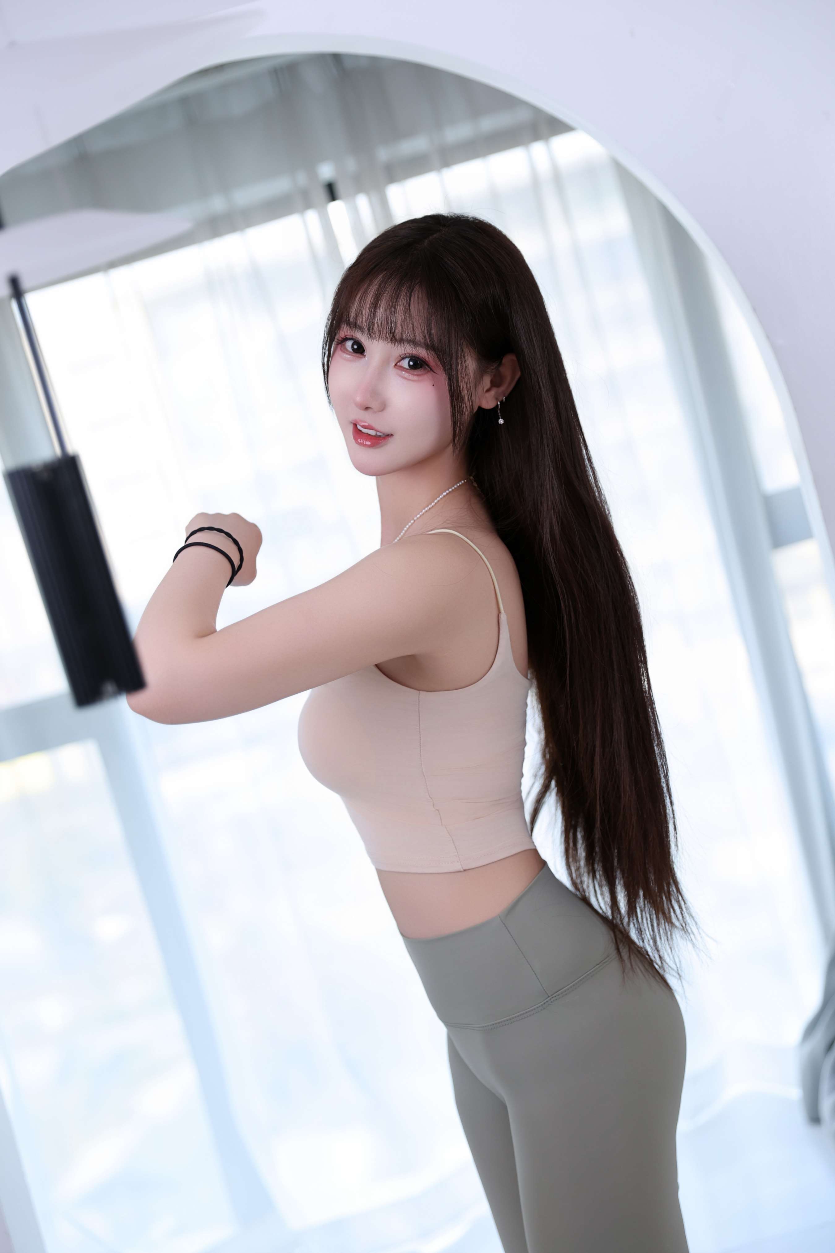 《羽生三未-瑜伽姐姐》作品图