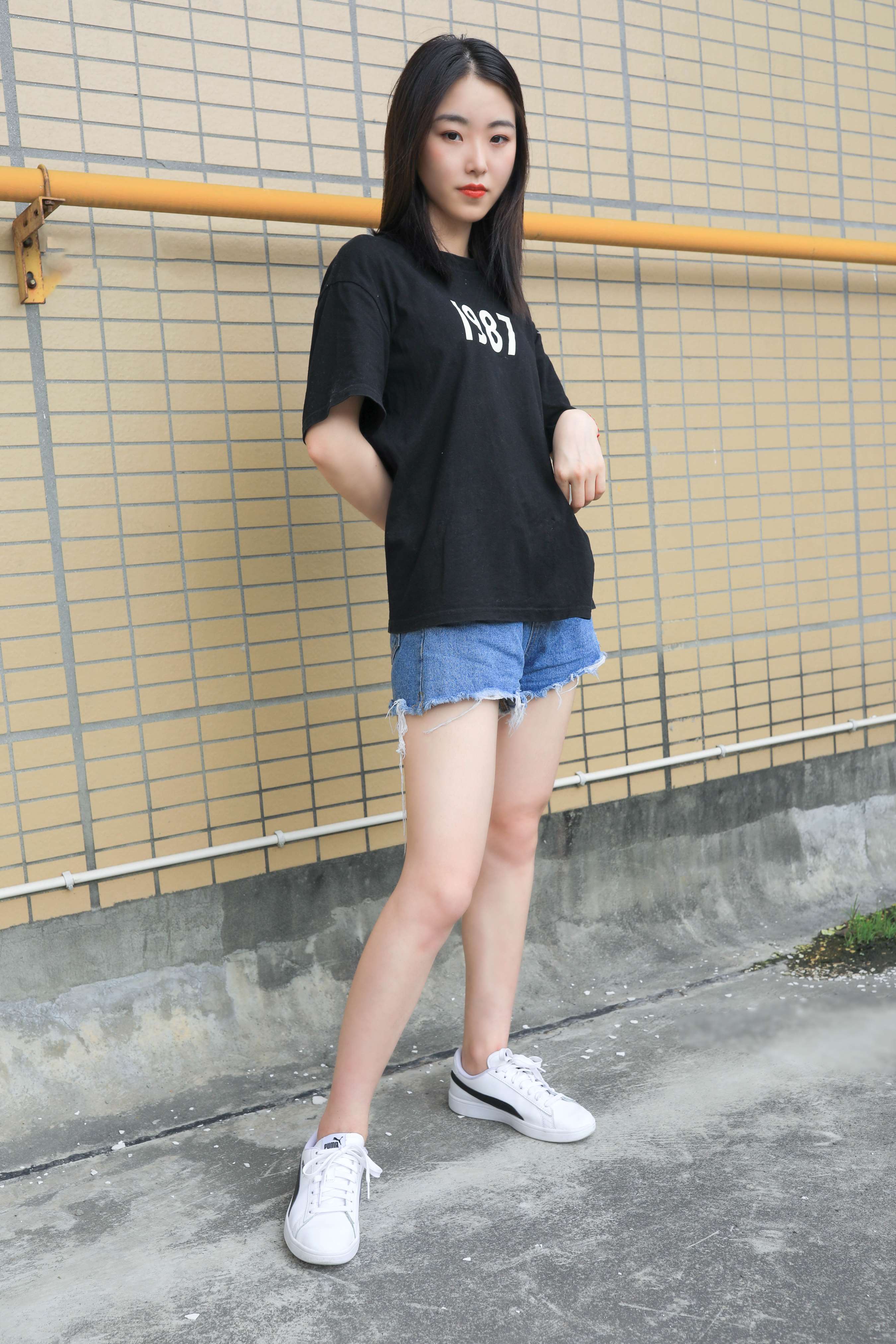 《Carrie天台上展板鞋の棉袜》作品图