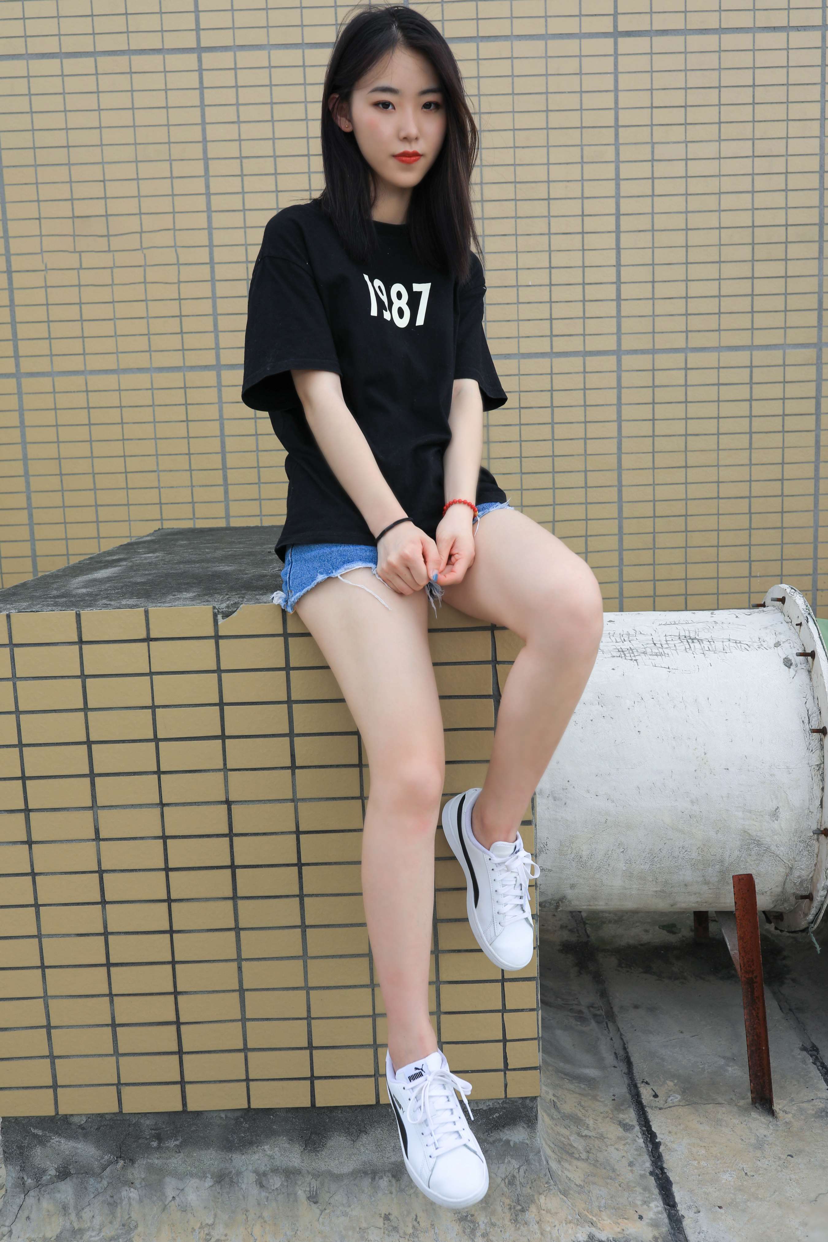 《Carrie天台上展板鞋の棉袜》作品图