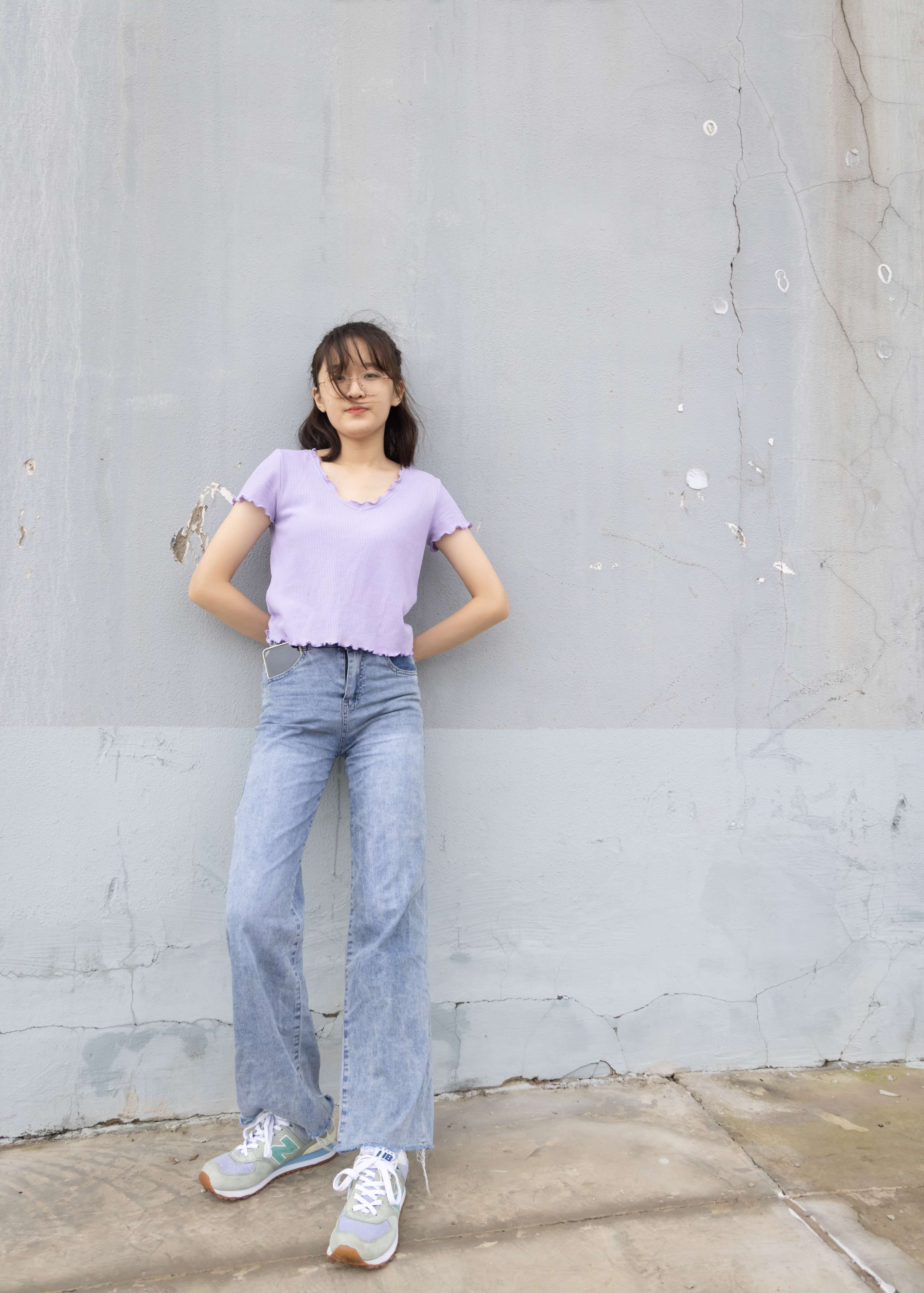 《熊熊学妹 NB运动鞋の棉袜脚》作品图