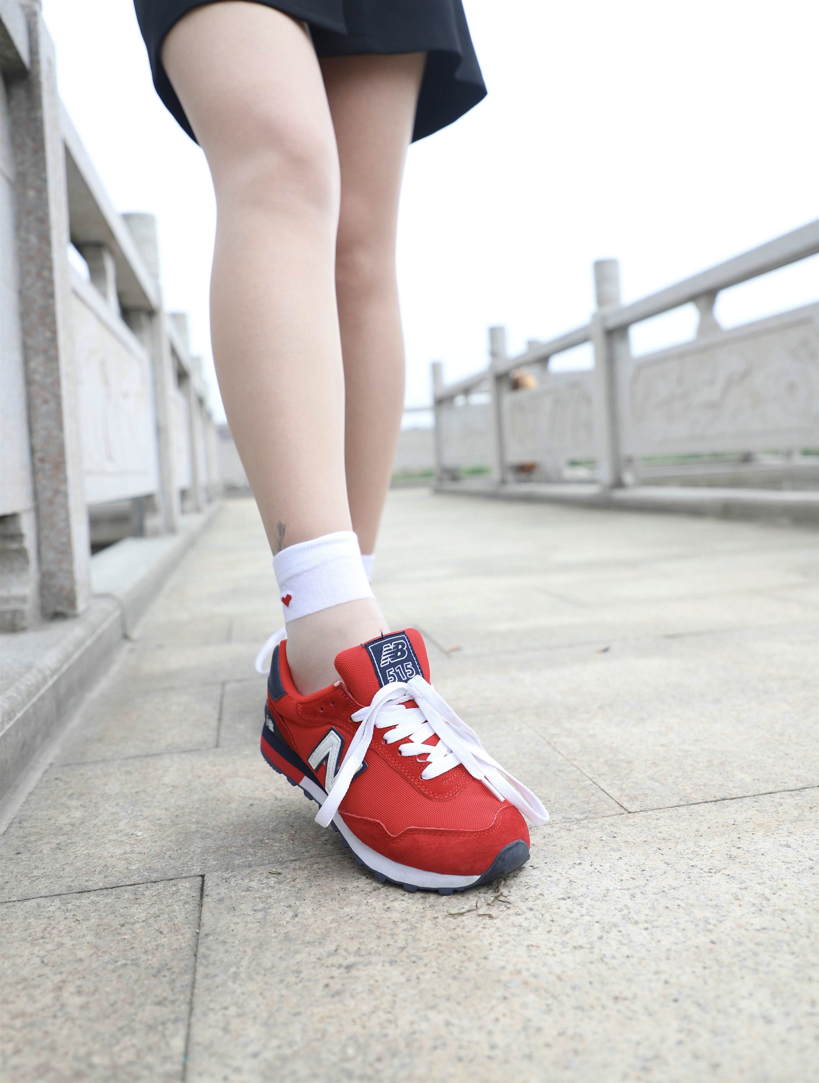 《害羞少女棉套丝【视频1个网盘下载】》作品图