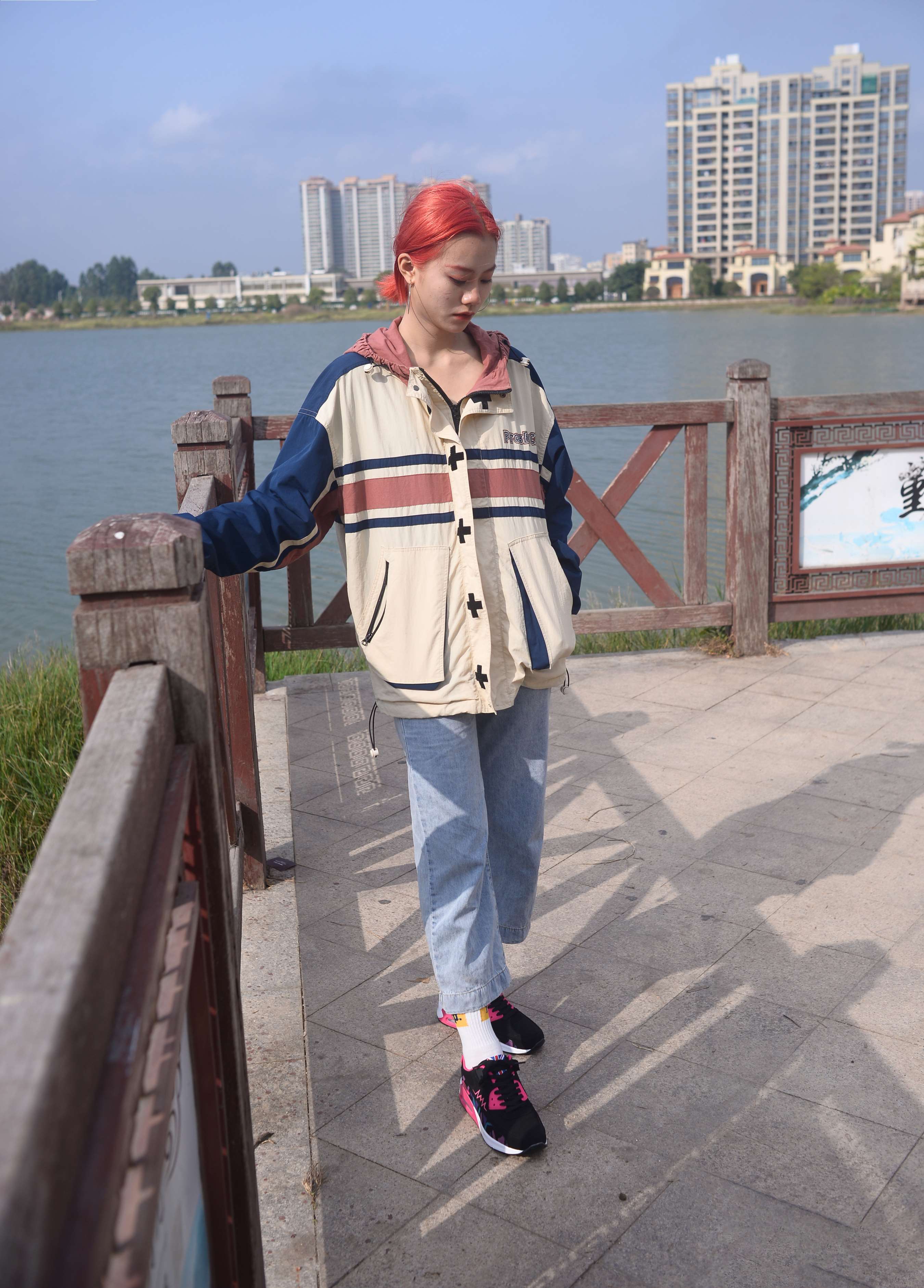 《彤彤 眼里是阳光》作品图