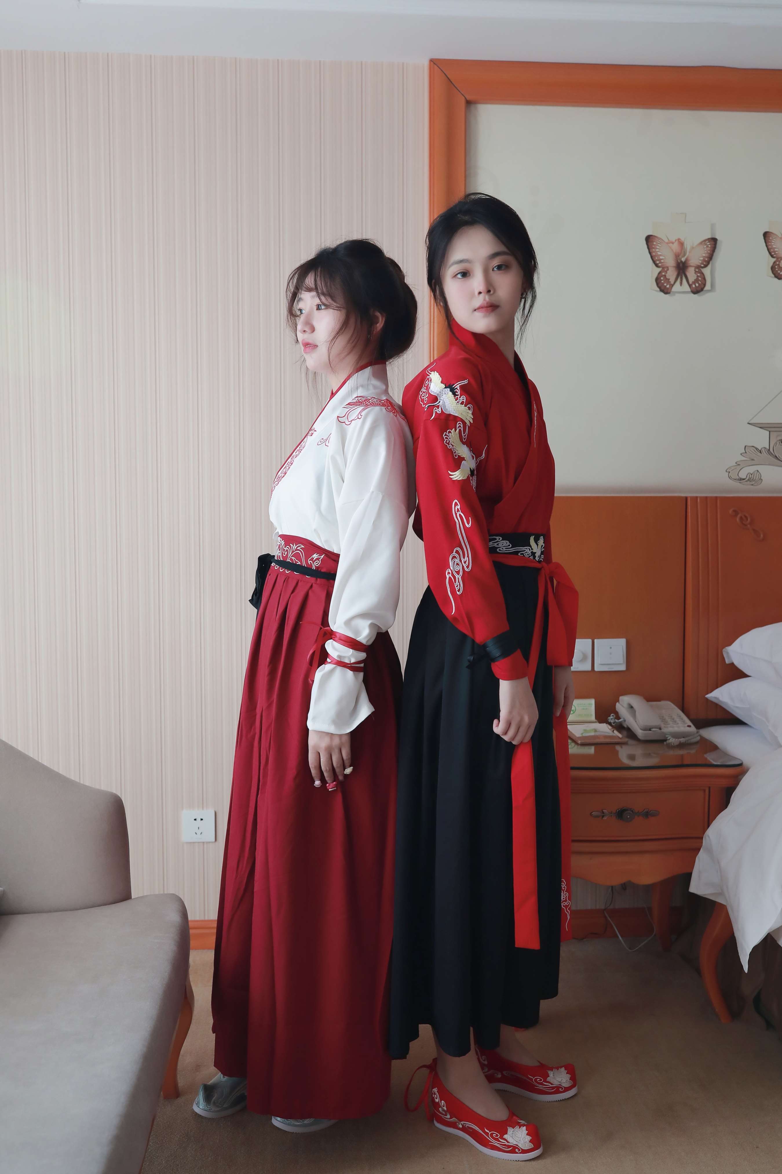 《俩闺蜜的古装丝脚》作品图