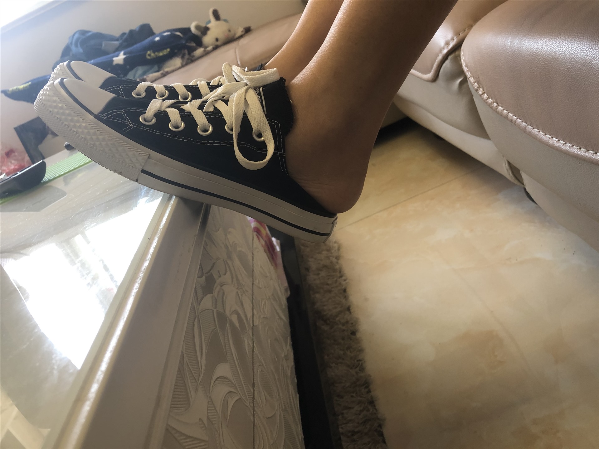 《女同学来做客の丝袜脚丫》作品图