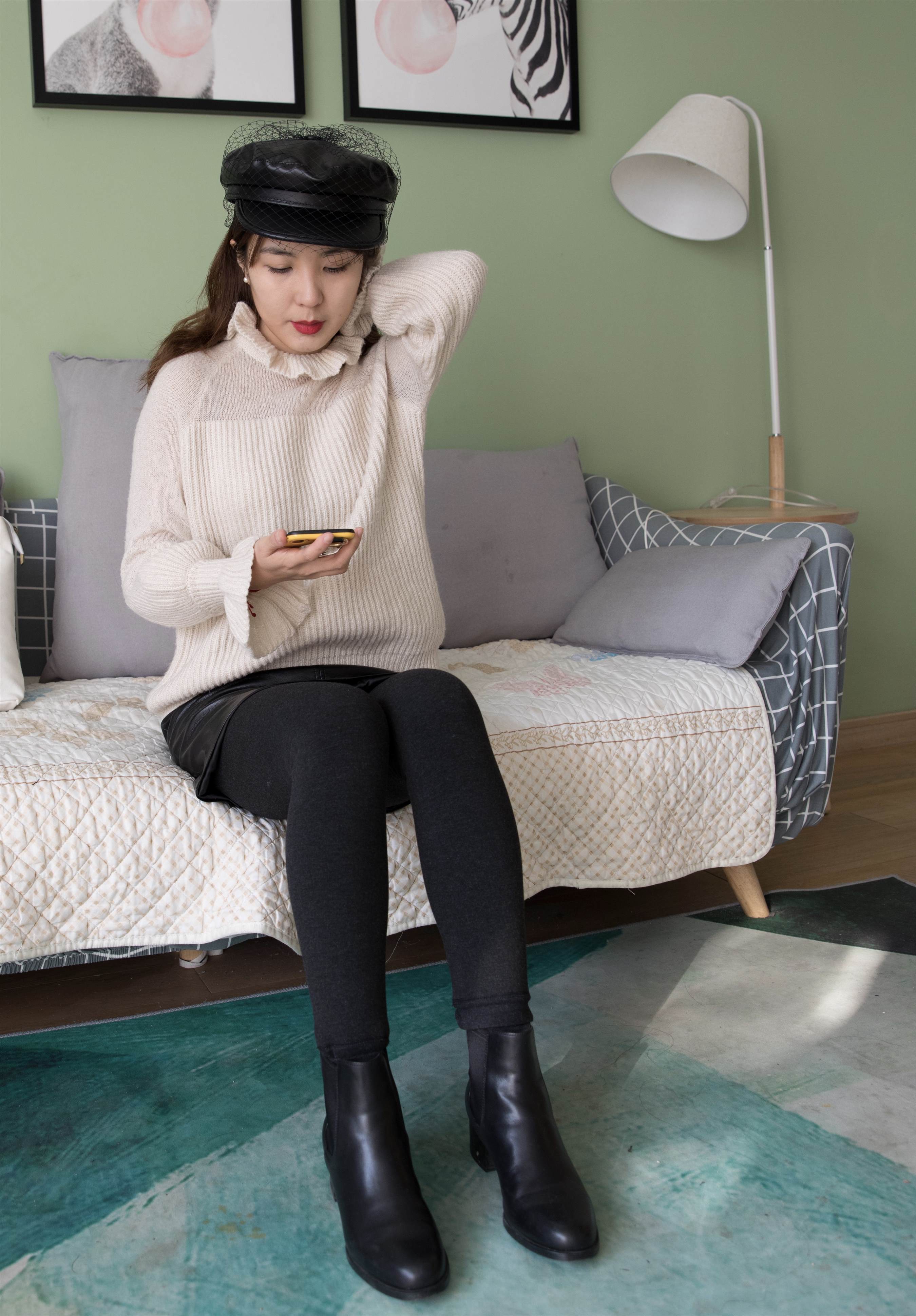 《海军帽の短靴棉袜脚》作品图