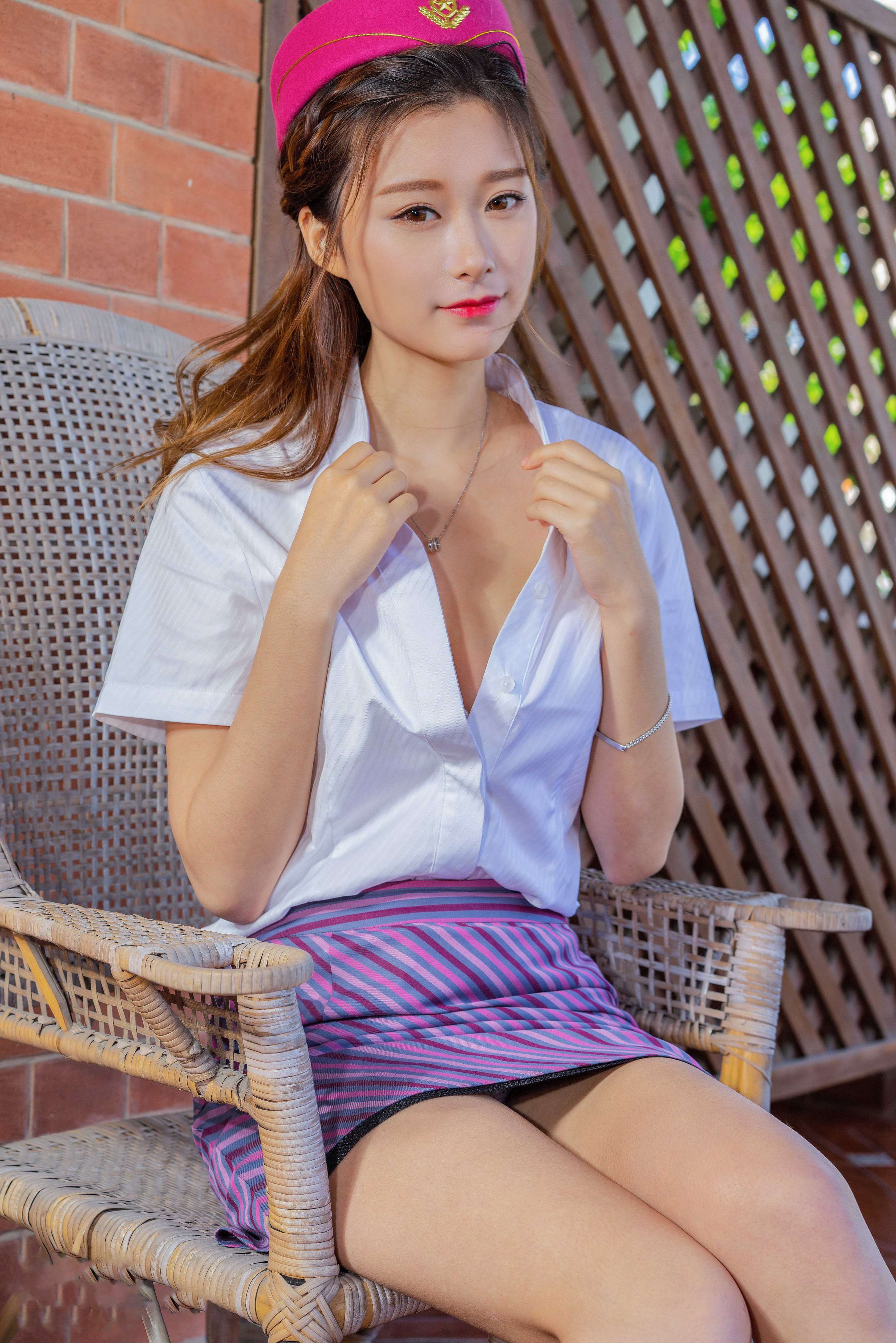 《韩菲菲秀嫩足》作品图