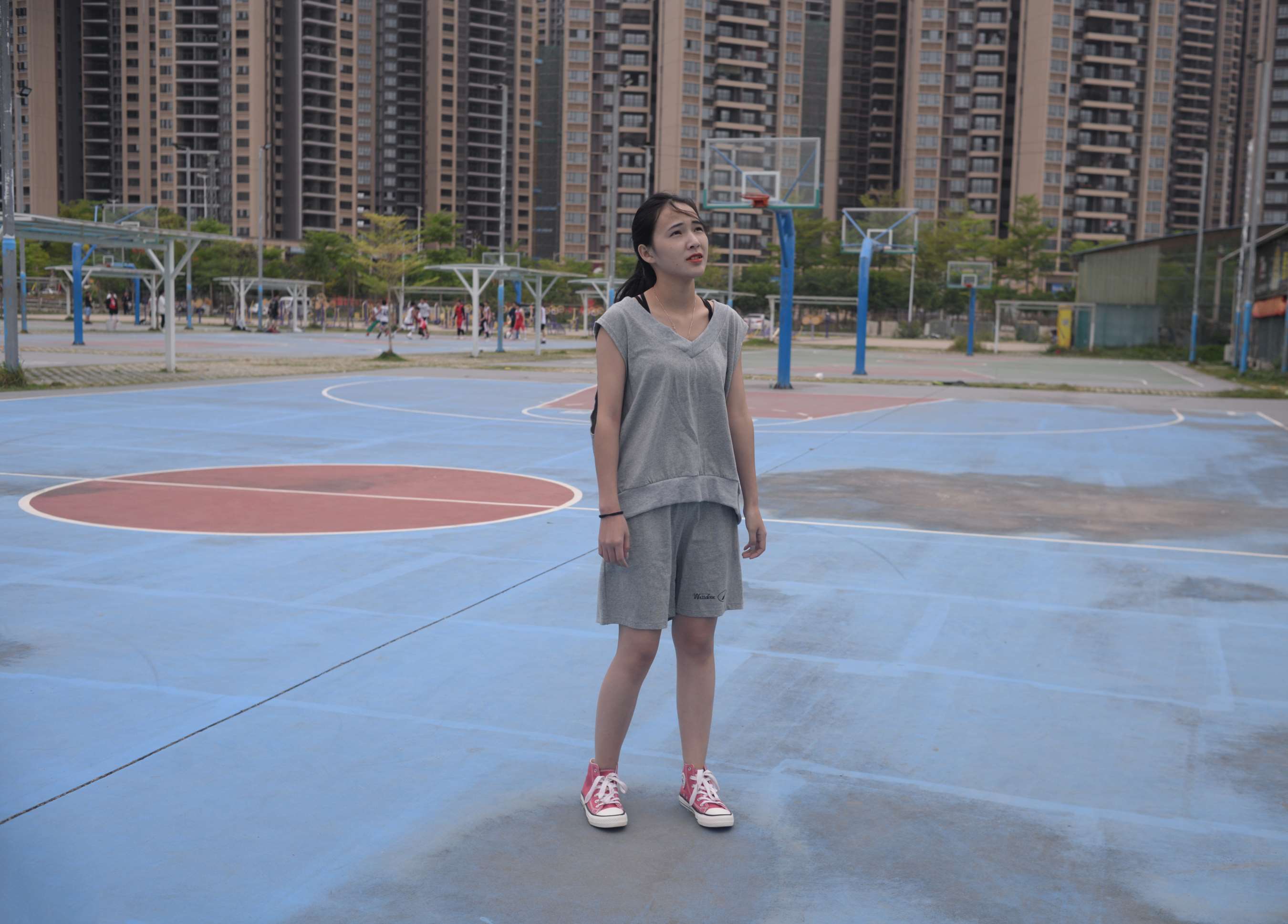 《小米酱小姑娘 好看的锁骨千篇一律 》作品图