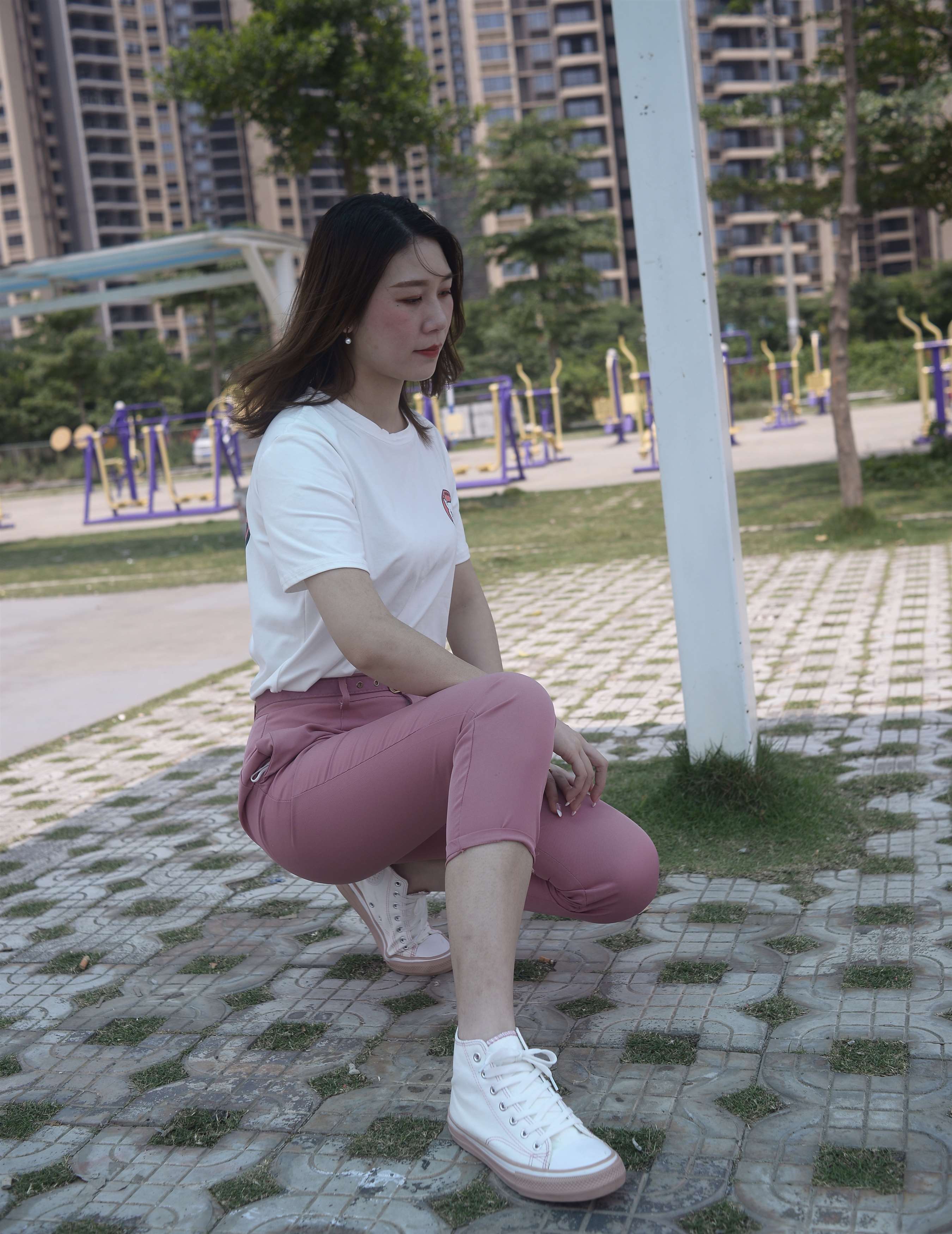 《同小区少女【套图+视频1个】》作品图