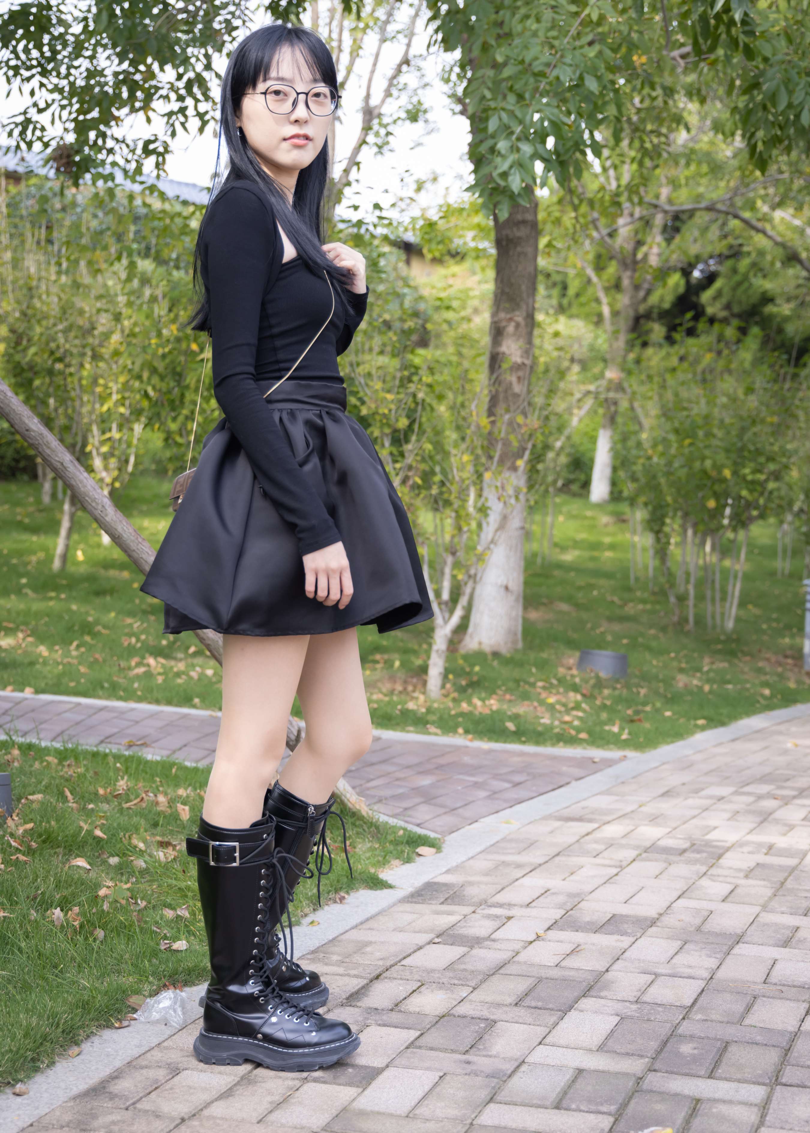 《小姐姐长靴の棉套丝》作品图