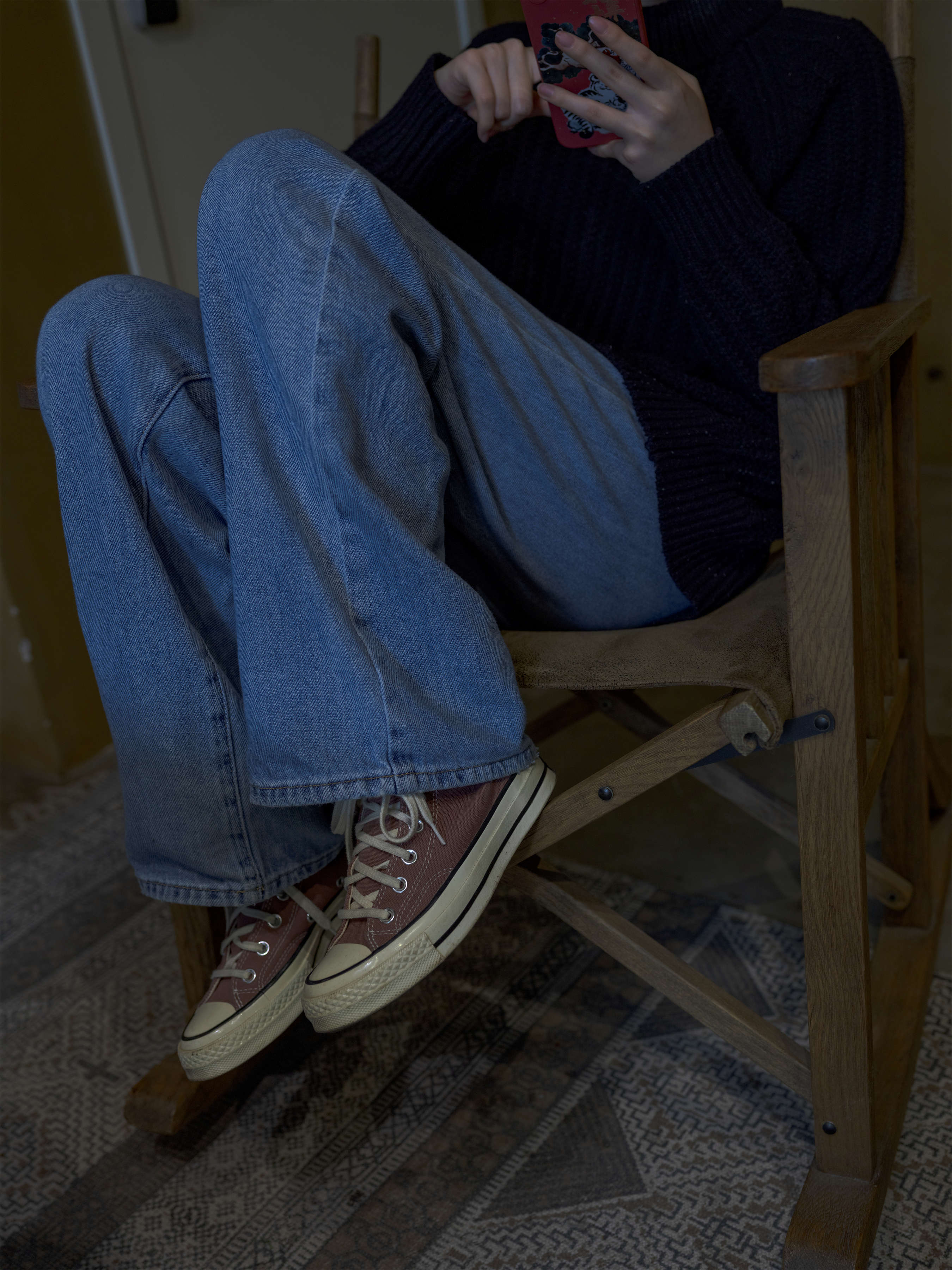 《Aika 裸足》作品图