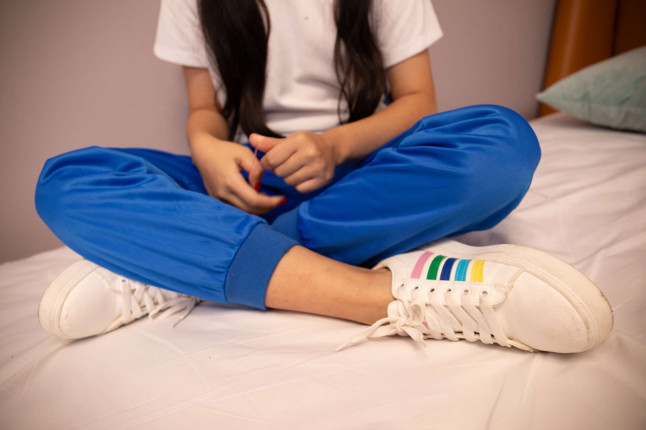 《露露校服嫩足》作品图