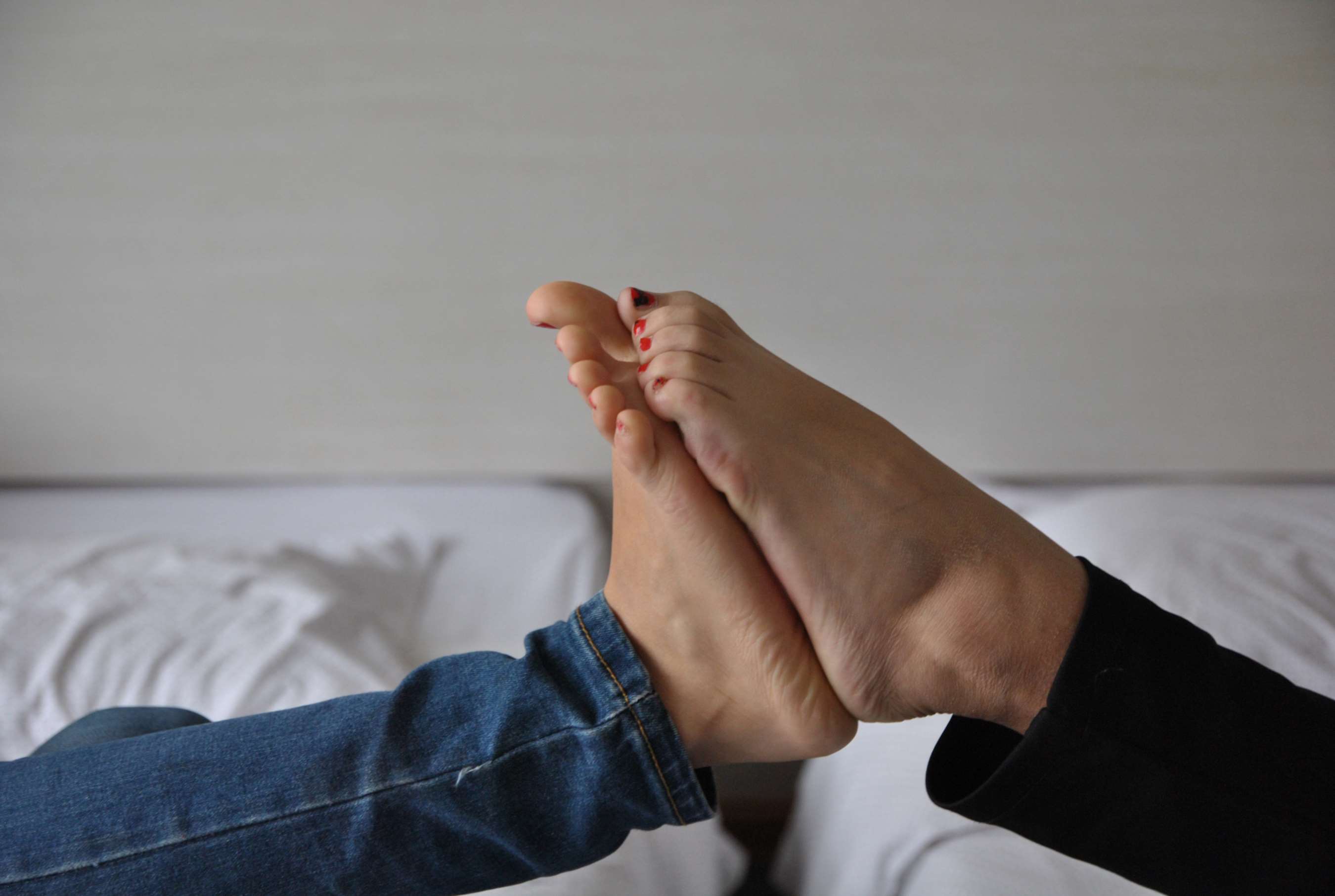 《压制脚力的斗法》作品图