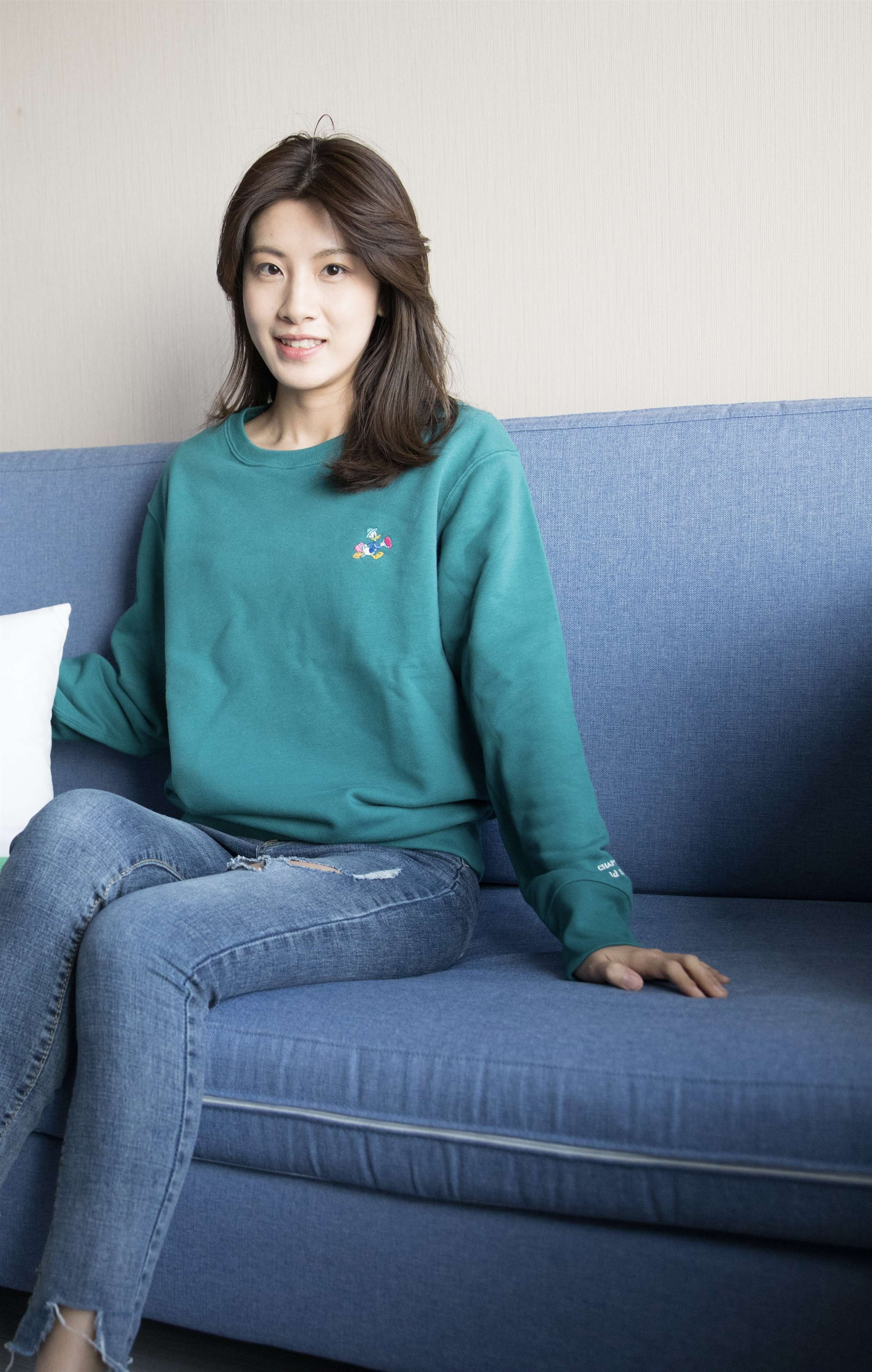 《牛仔板鞋棉袜脚【附送视频1个】》作品图