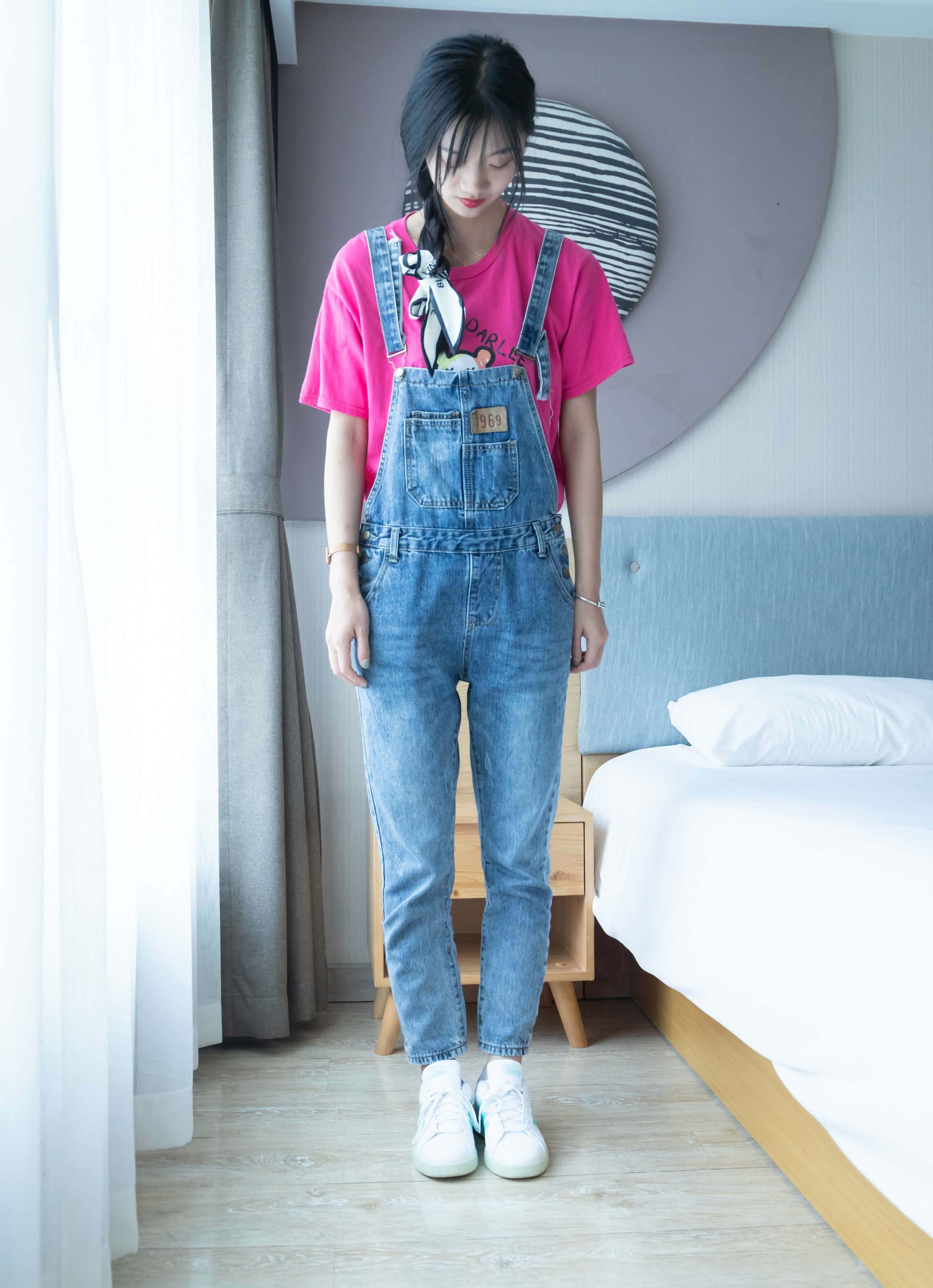 《妹子不笑还挺好看》作品图