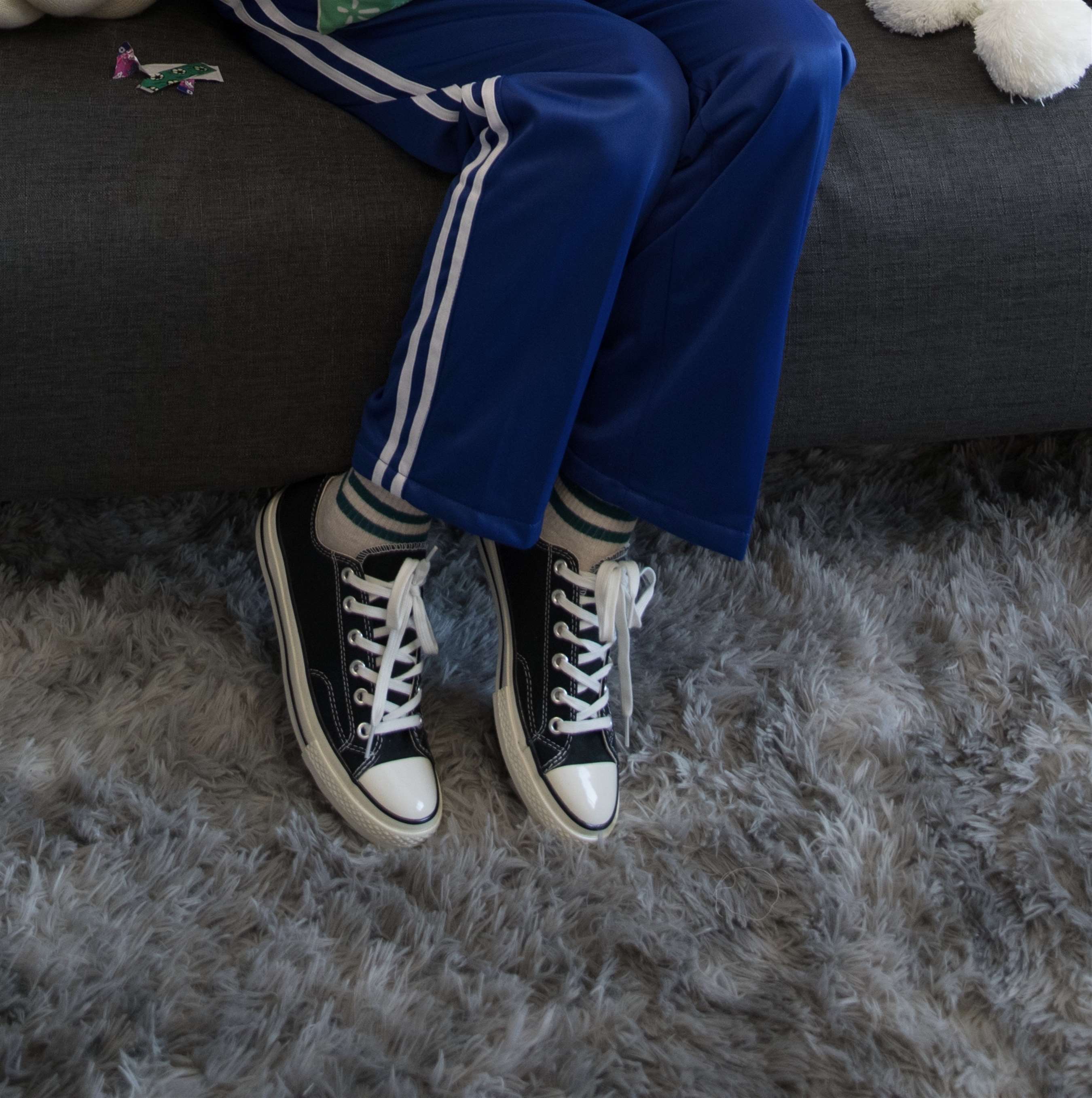 《校服板鞋の棉袜脚丫》作品图