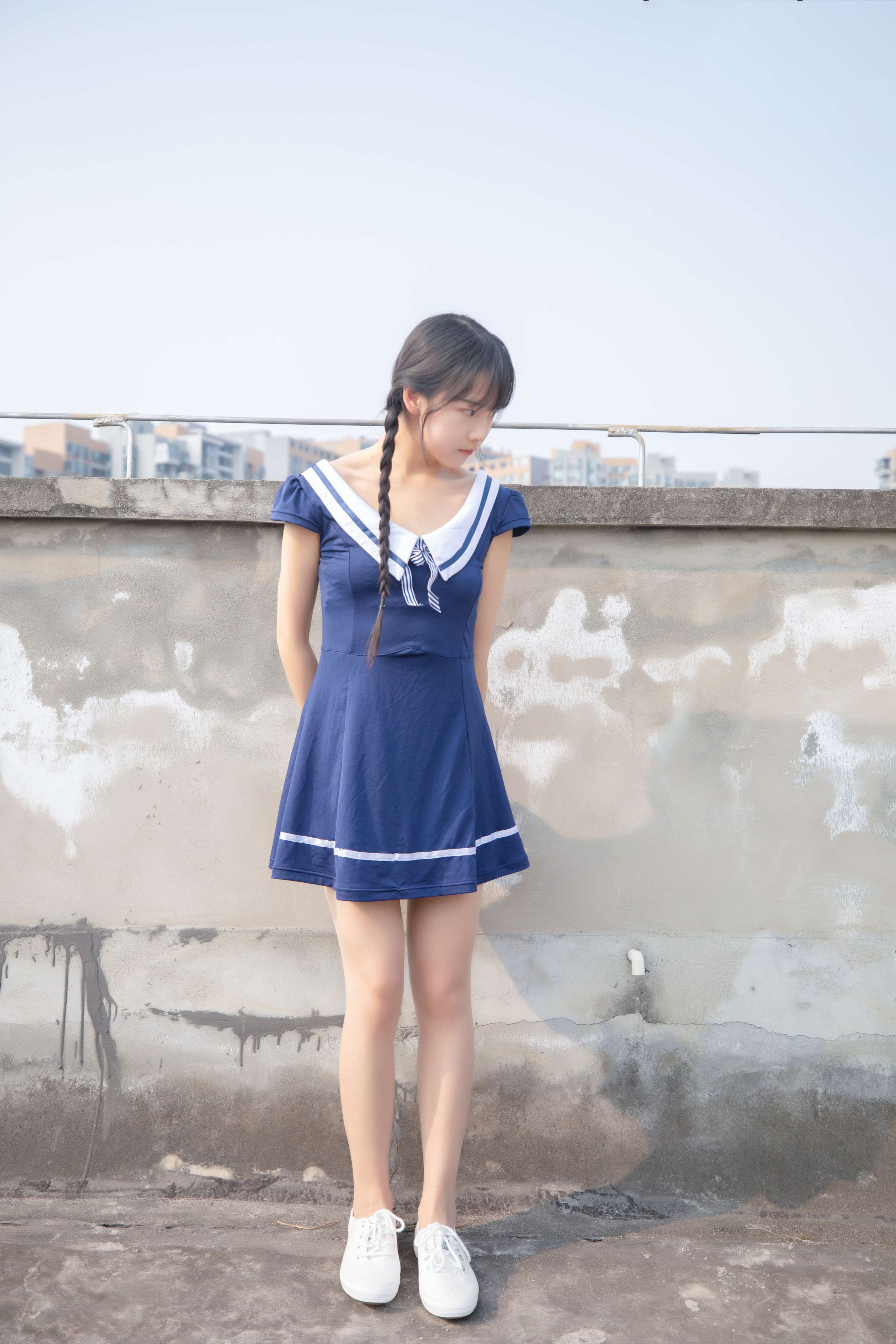 《灵唯 制服》作品图