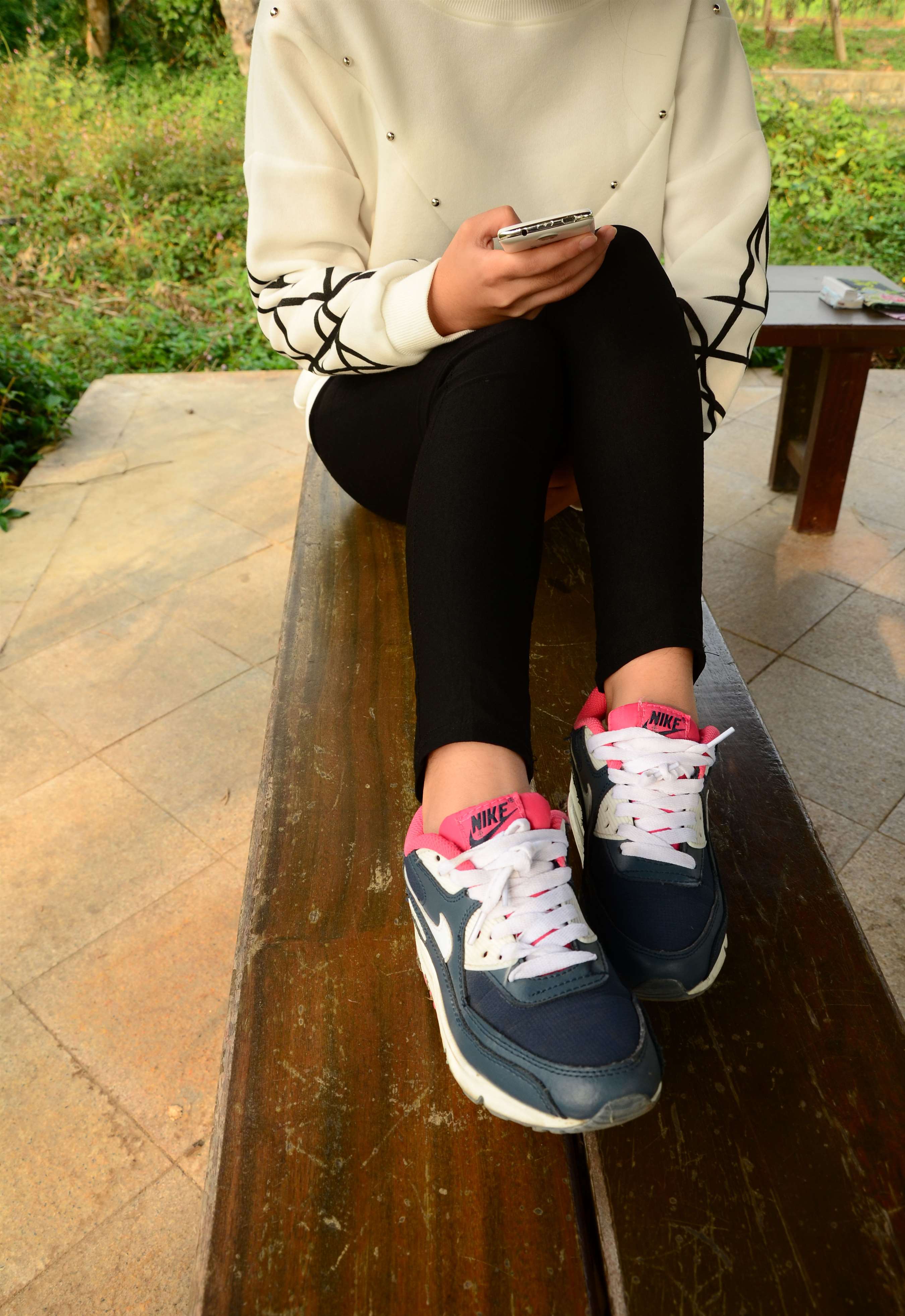 《穿了好几天的棉袜脚》作品图