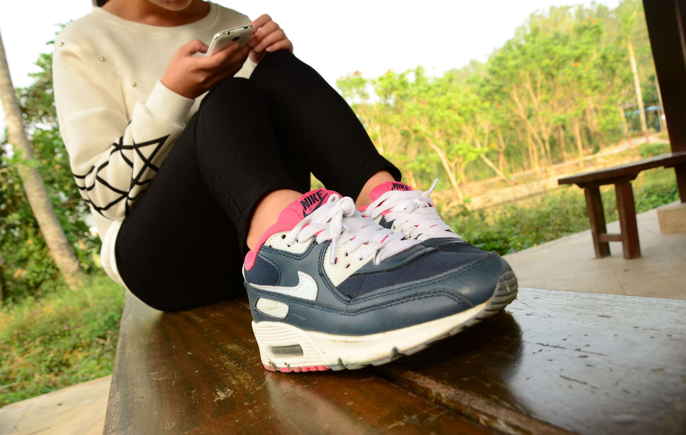 《穿了好几天的棉袜脚》作品图