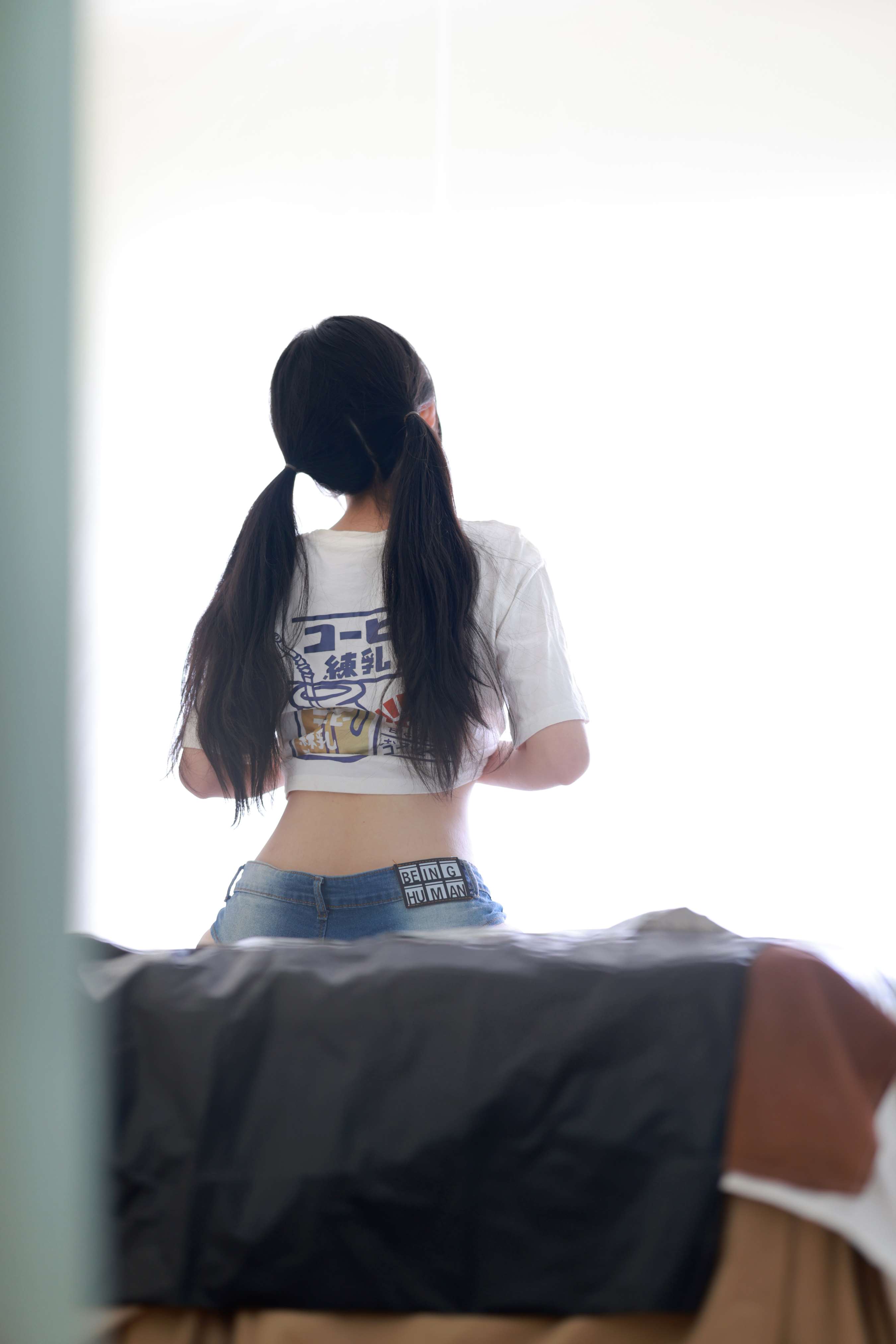 《美琳脱丝秀嫩足》作品图