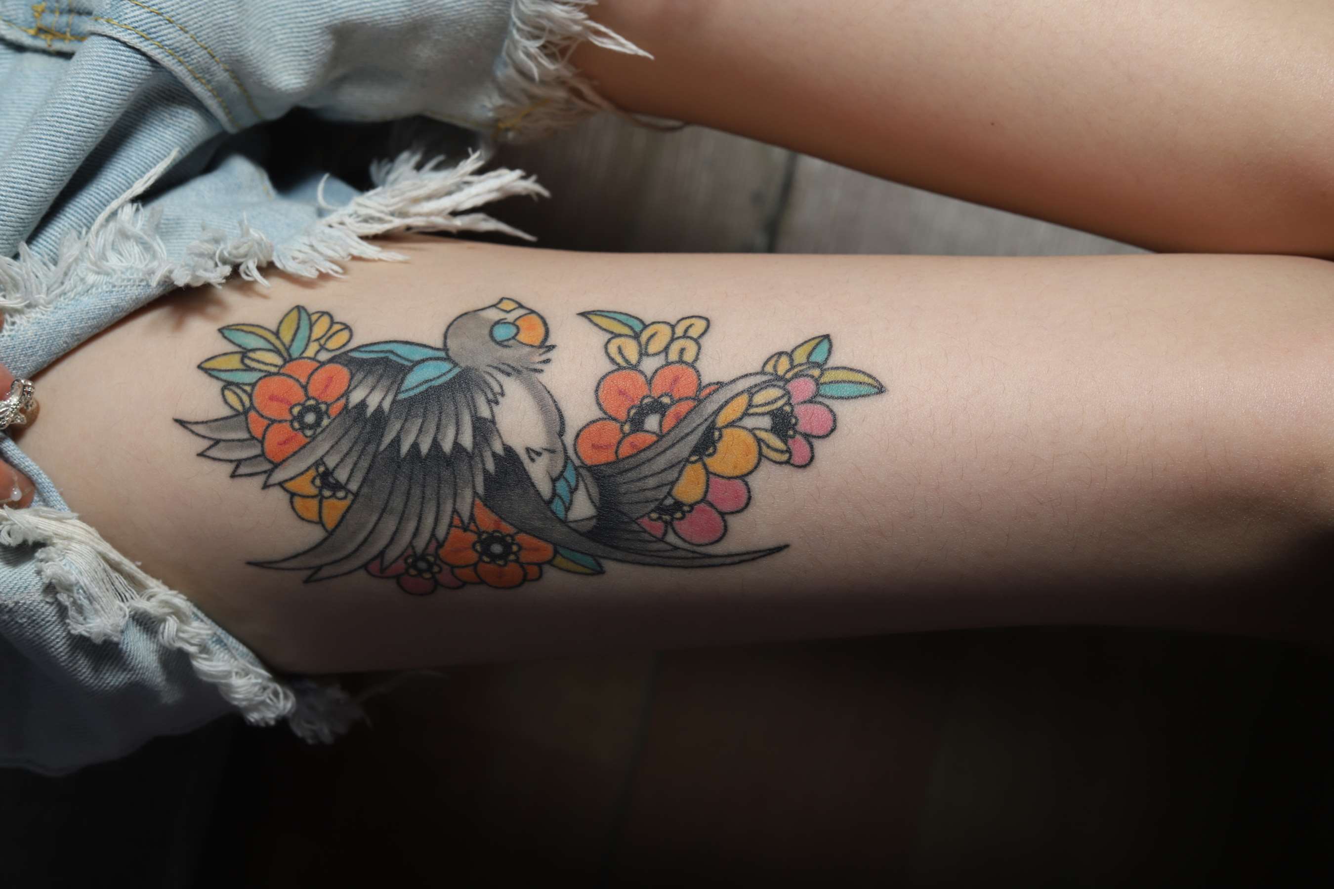 《小表妹的嫩脚》作品图