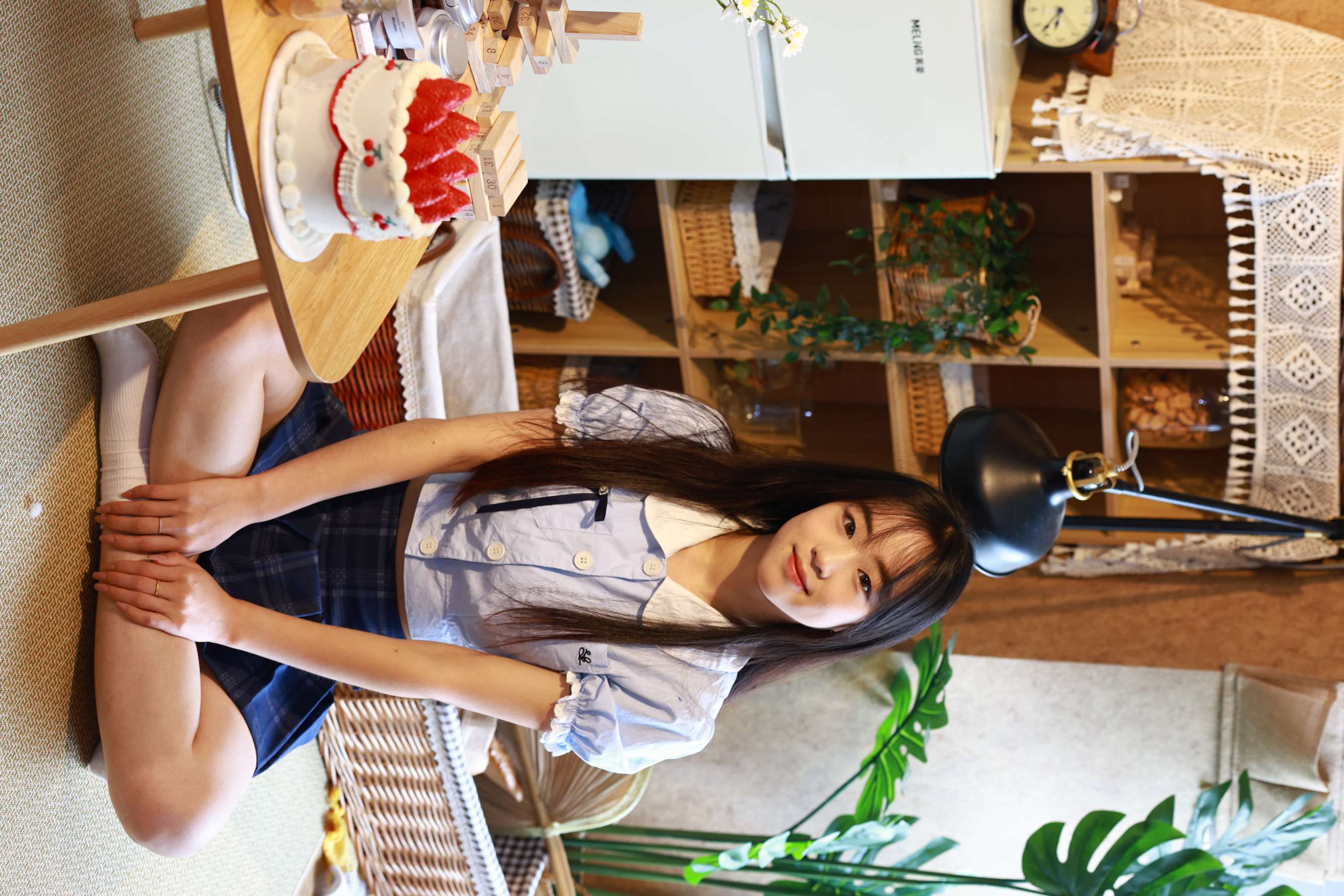 《Aubrey 棉袜の赤足》作品图