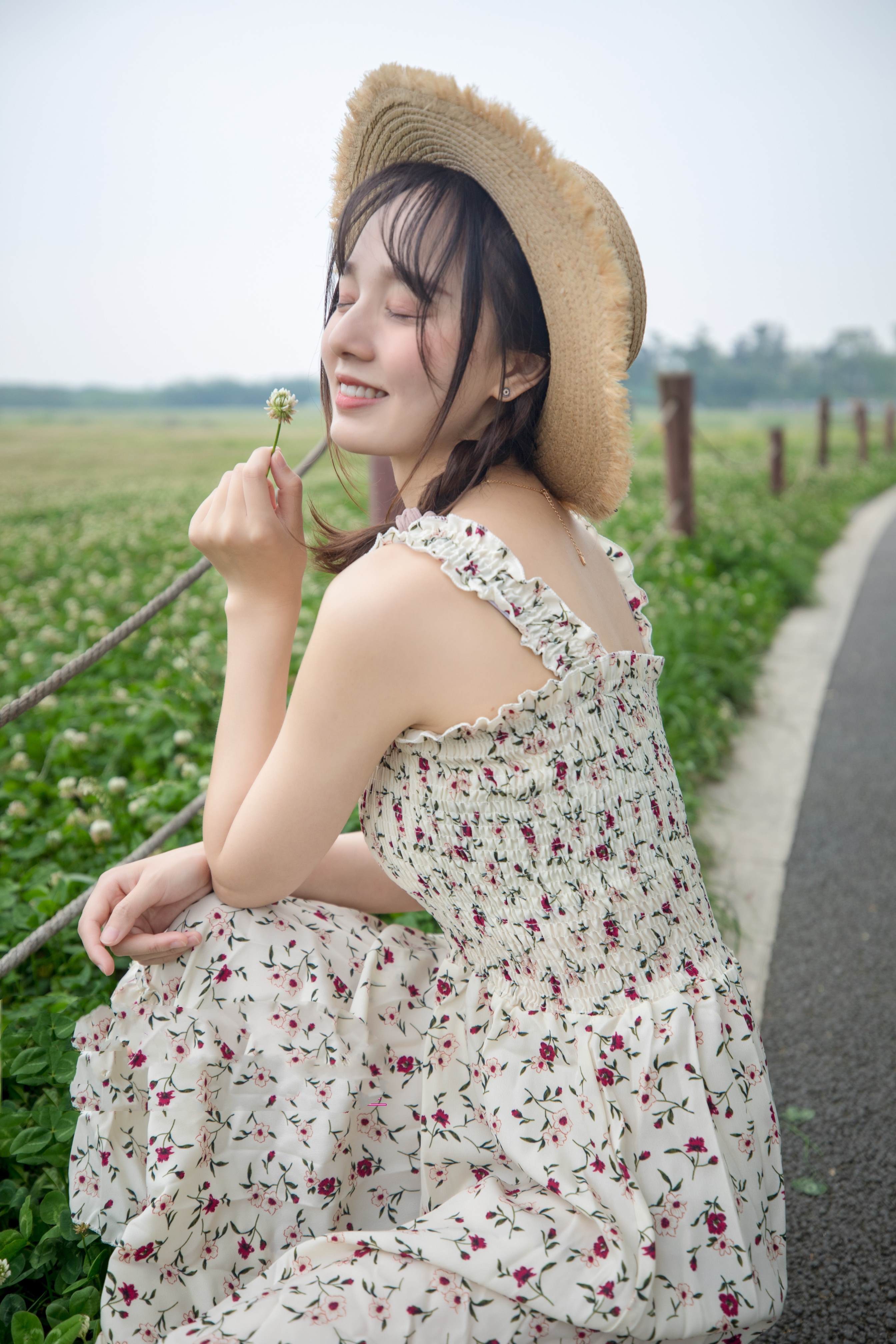 《田园小萌妹【花絮1个网盘下载】》作品图