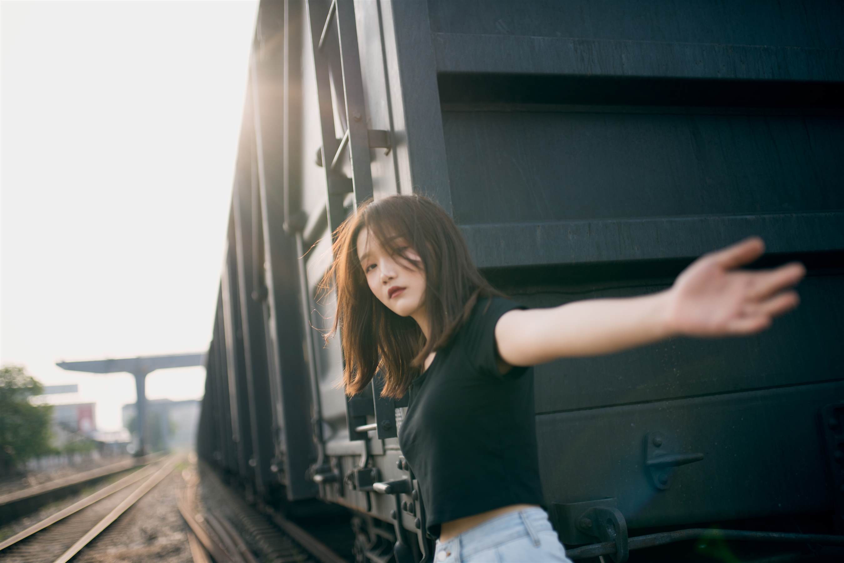 《脏脏的白棉袜脚》作品图