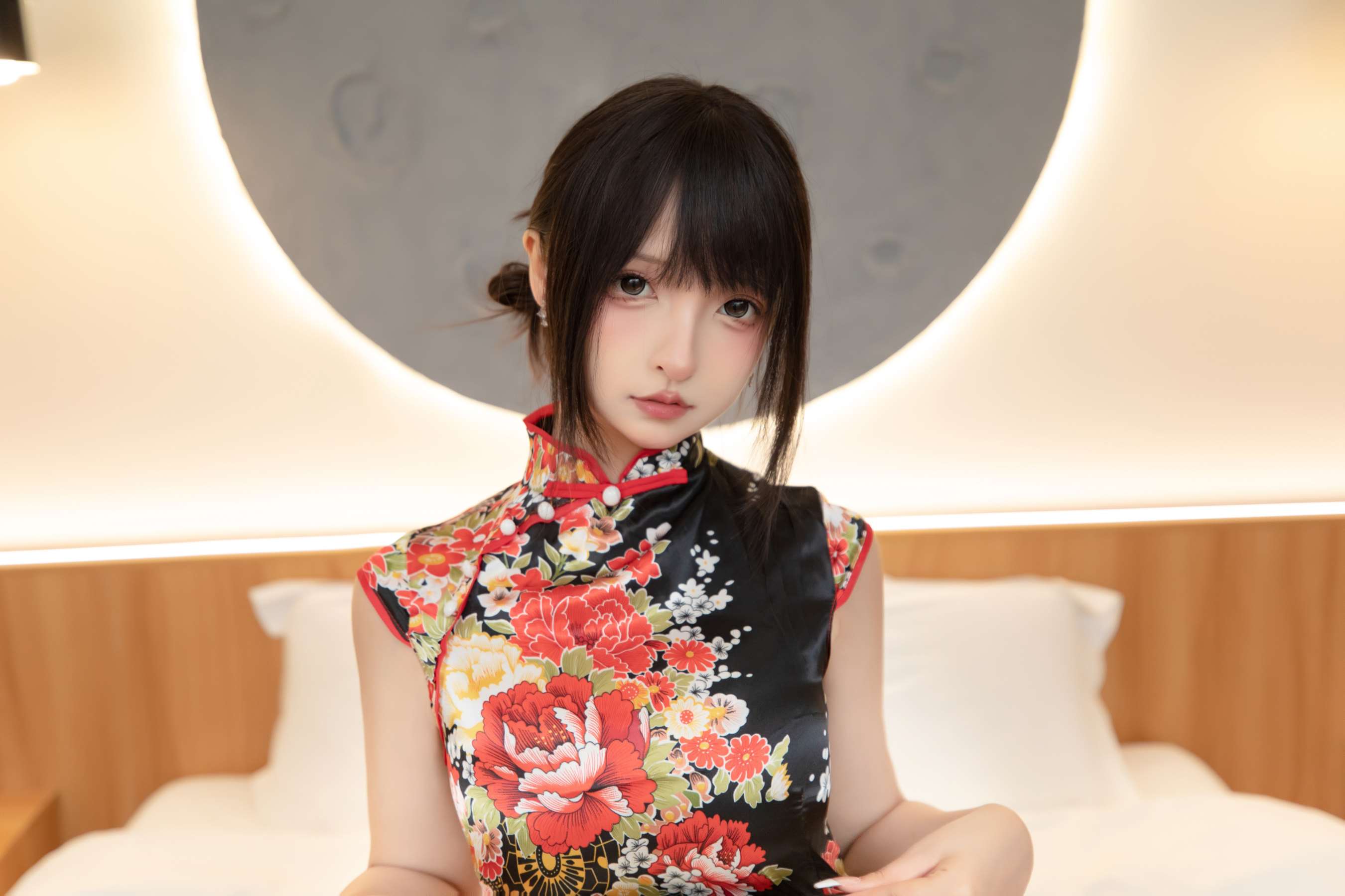 《古典旗袍の丝脚丫》作品图