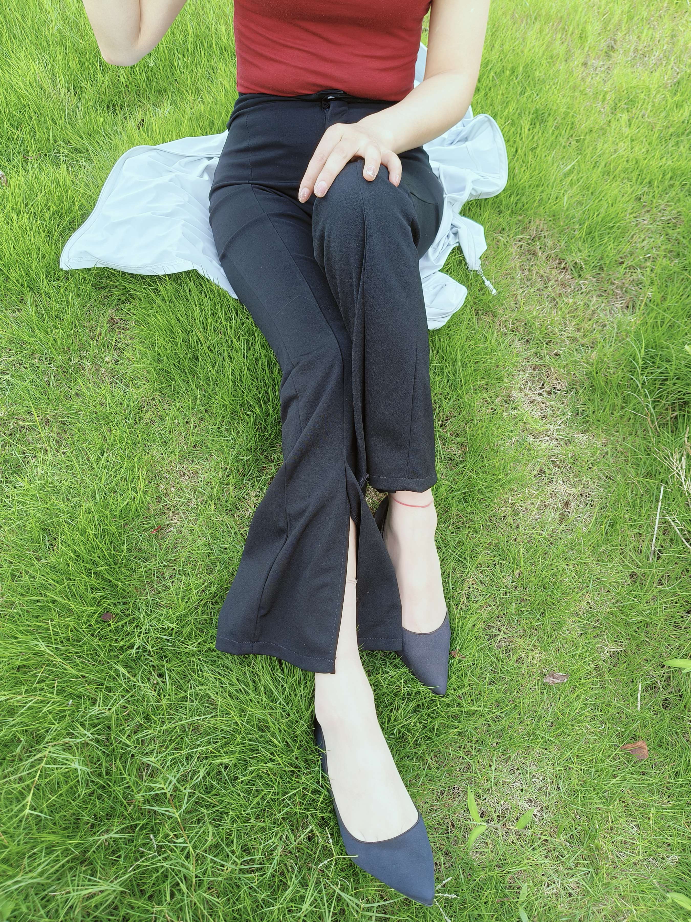 《初颜丝足》作品图