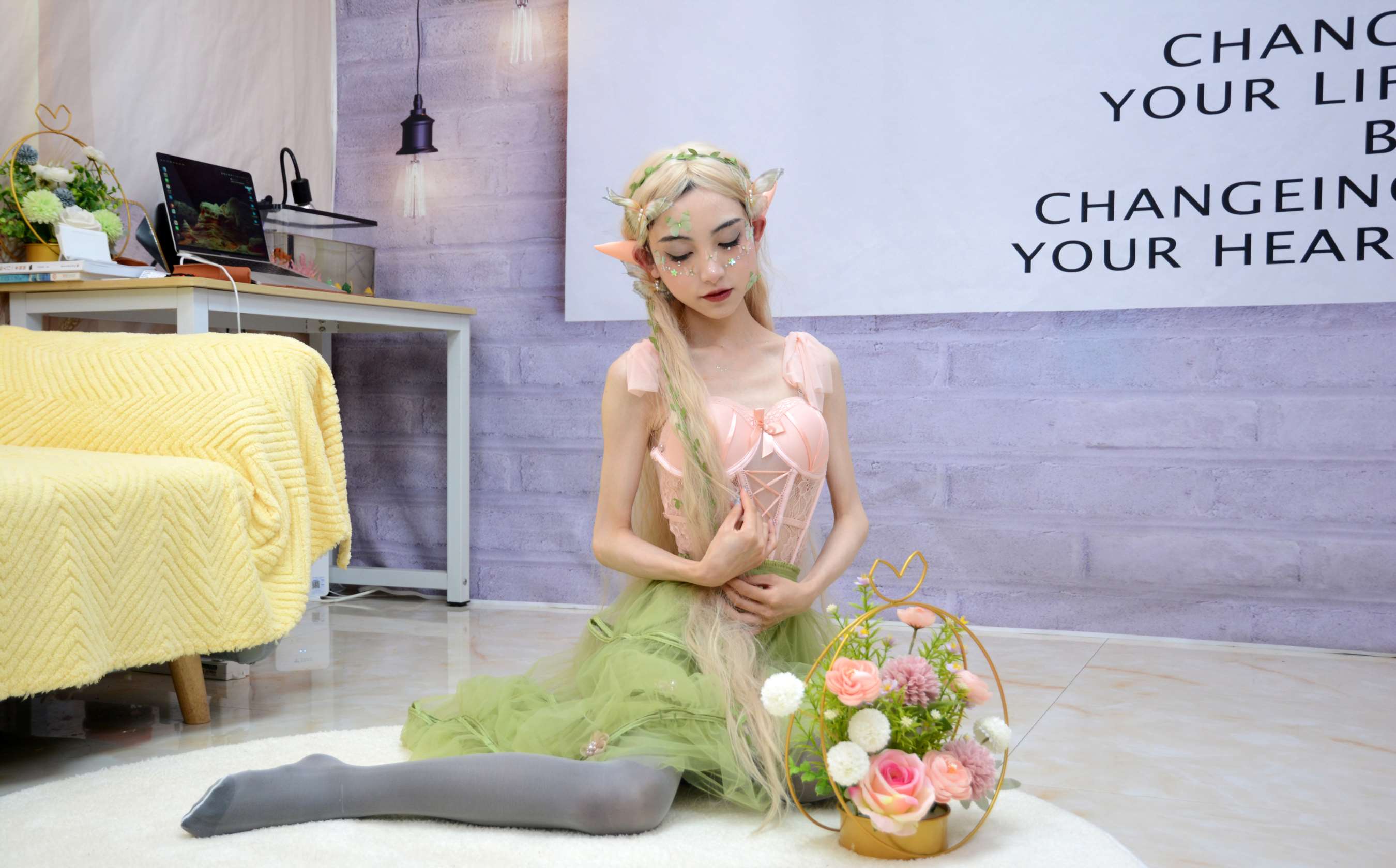 《柒柒 精灵之光》作品图