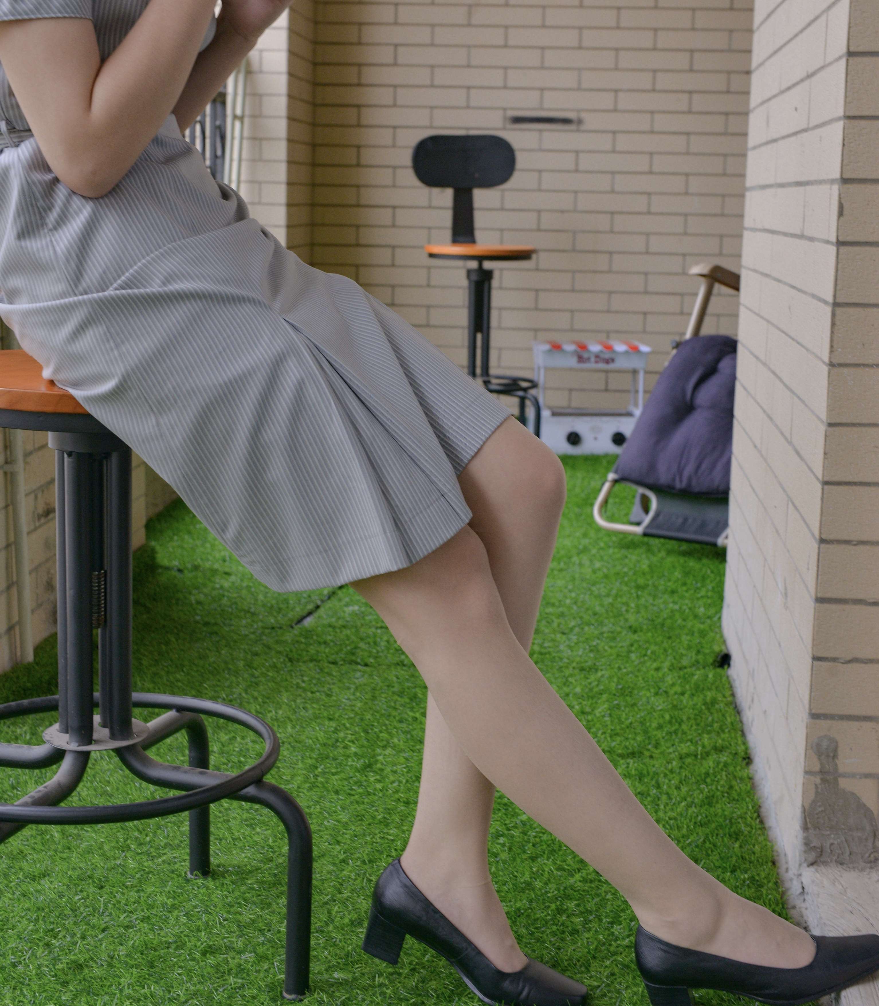 《职业装の高跟丝脚丫》作品图