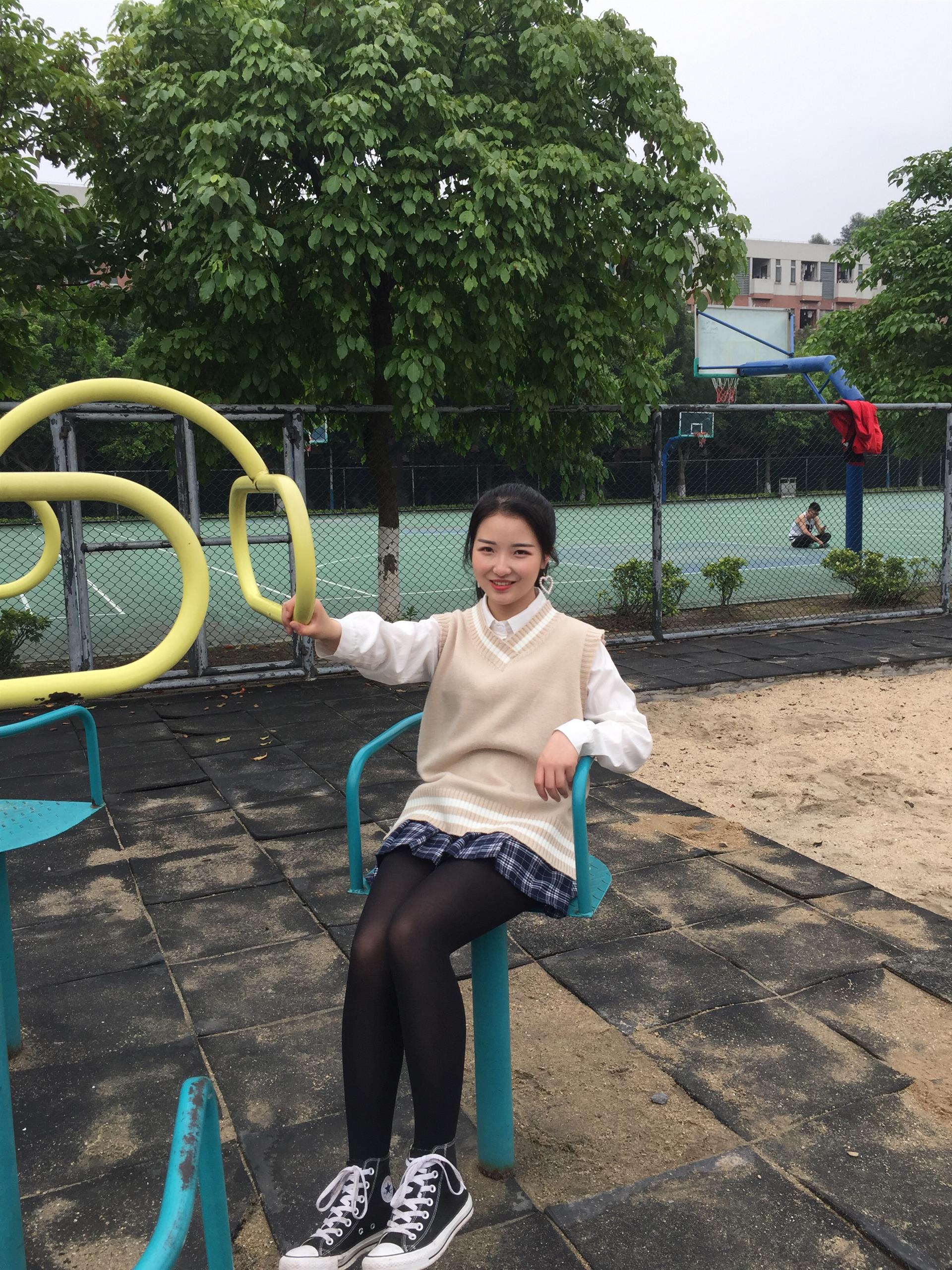 《一起来做运动吧》作品图