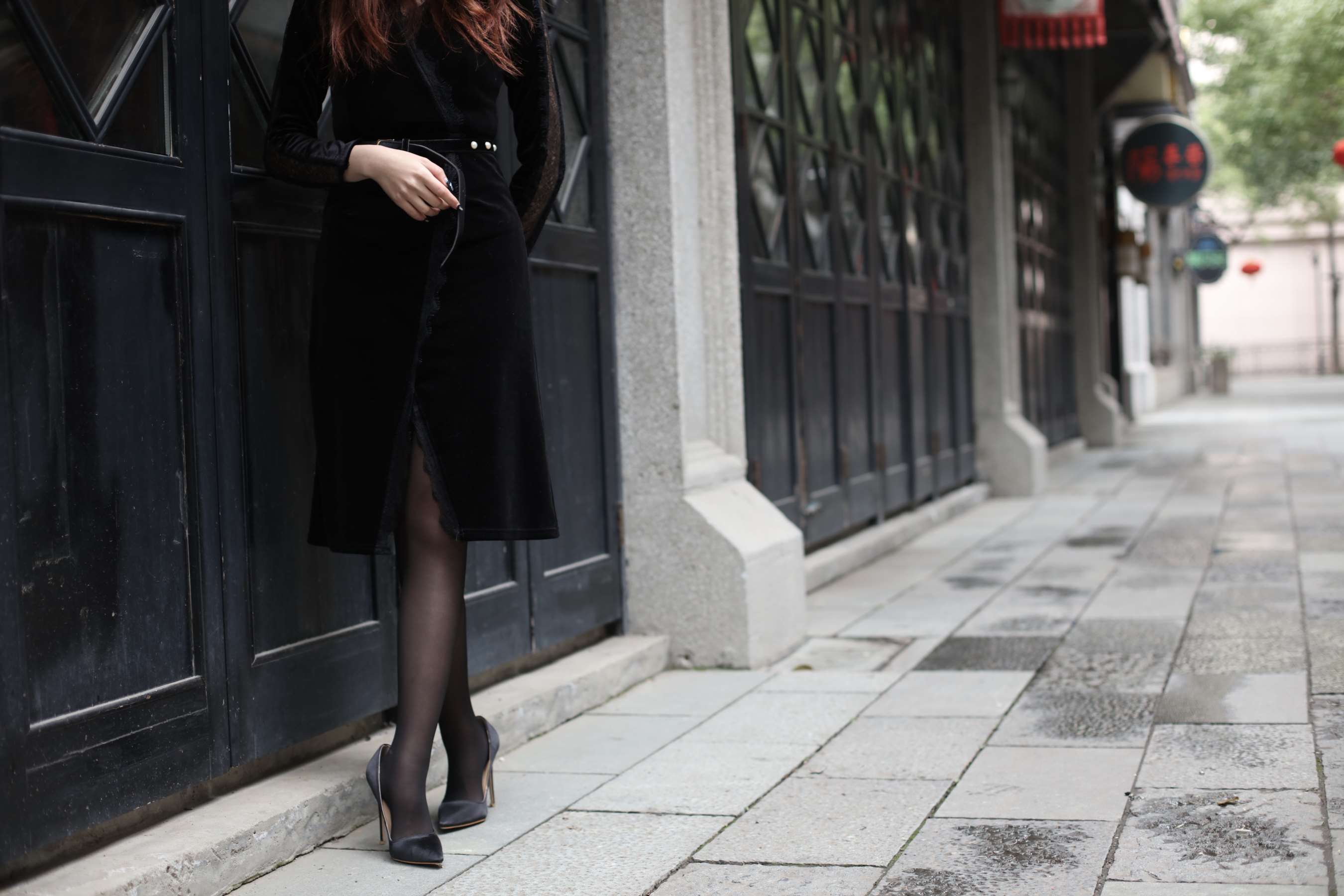 《花米-阳光正好，春风吹动你的丝袜》作品图