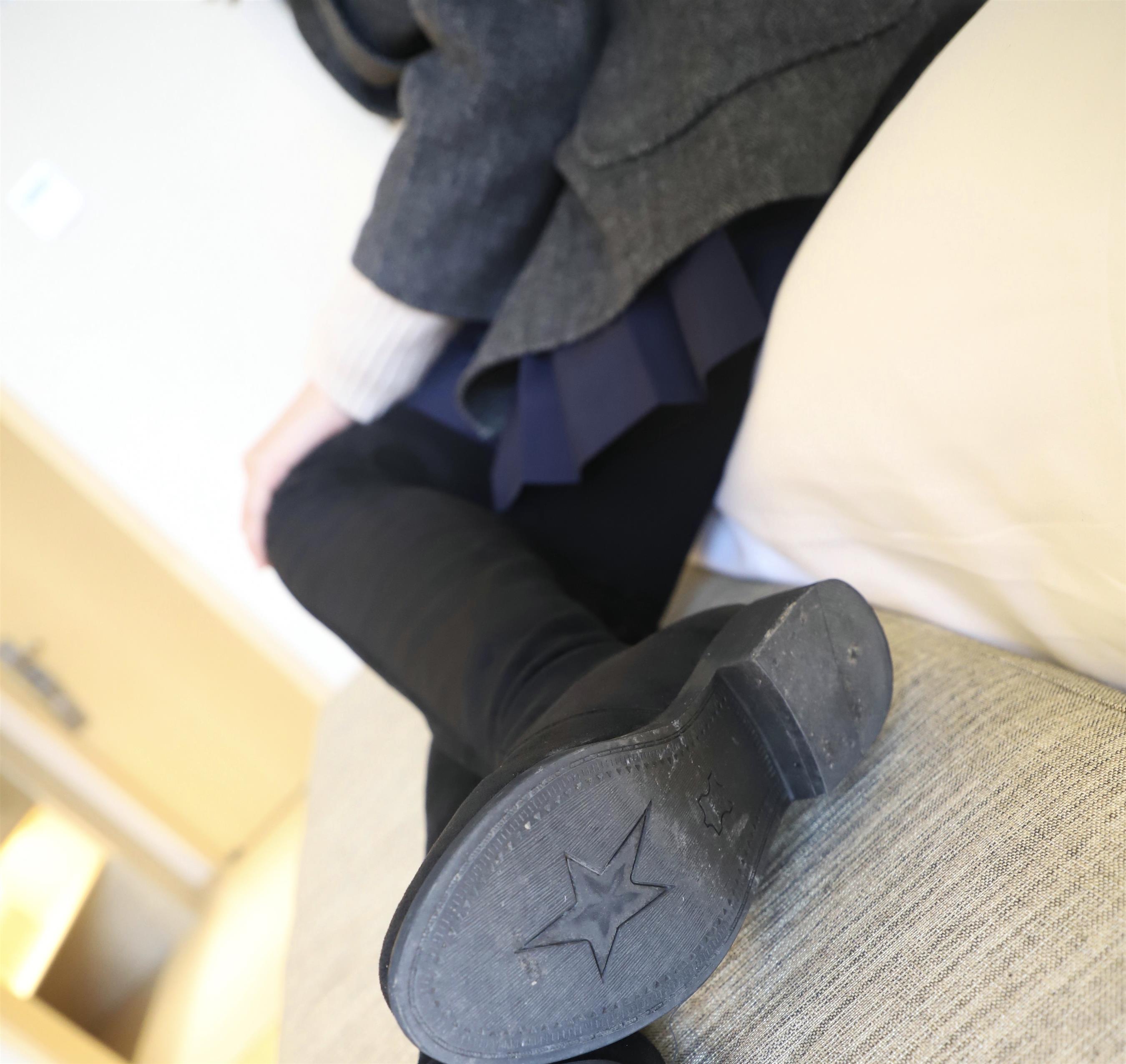 《长靴の黄棉袜脚丫+视频1个》作品图