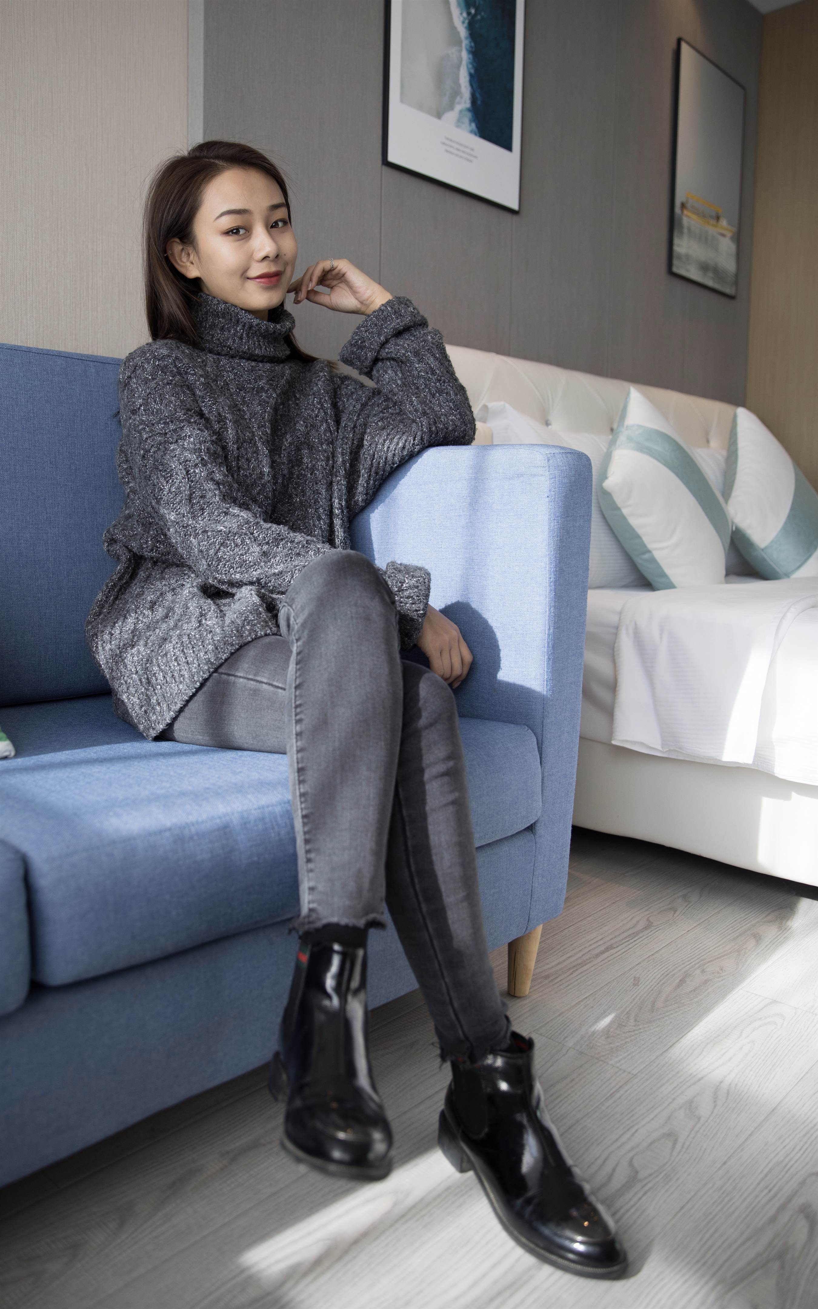 《短靴の棉袜脚【花絮1个网盘下载】》作品图