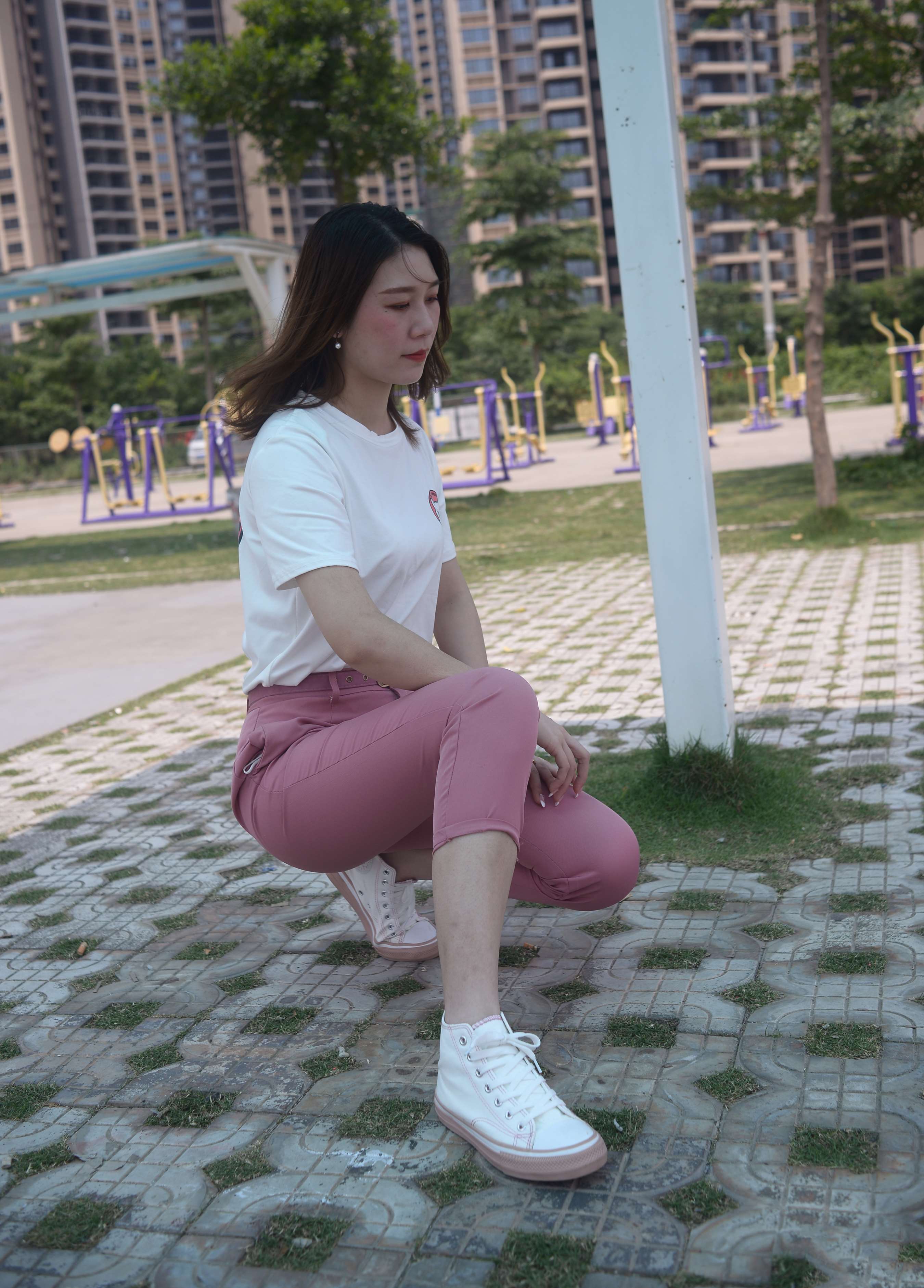 《赵沛少女-夏天有梅子味的晚霞 》作品图