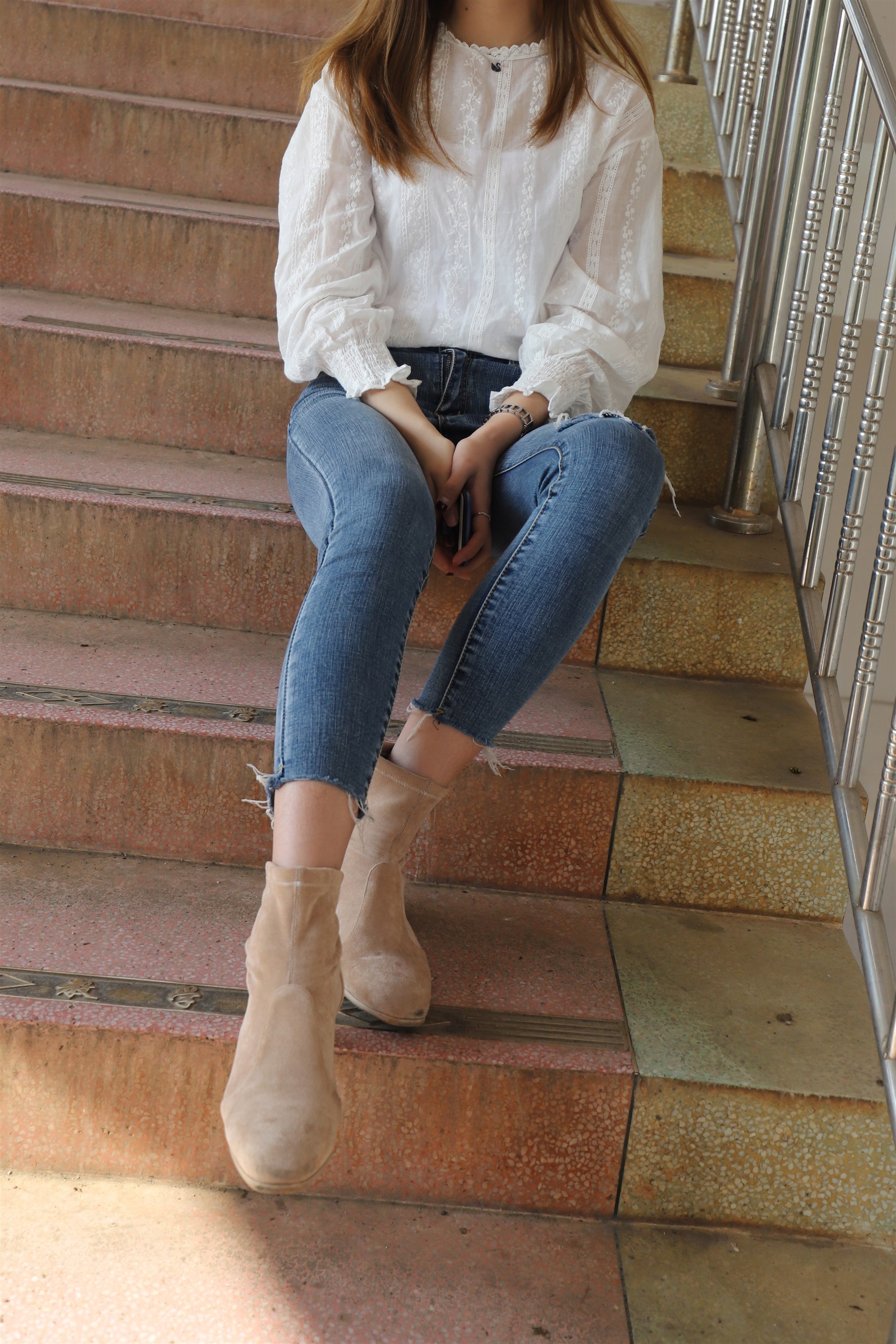 《八分牛仔の发黄船袜脚丫》作品图