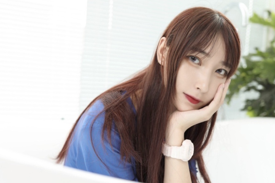 《高帮鞋の豹纹船袜脚丫》作品图